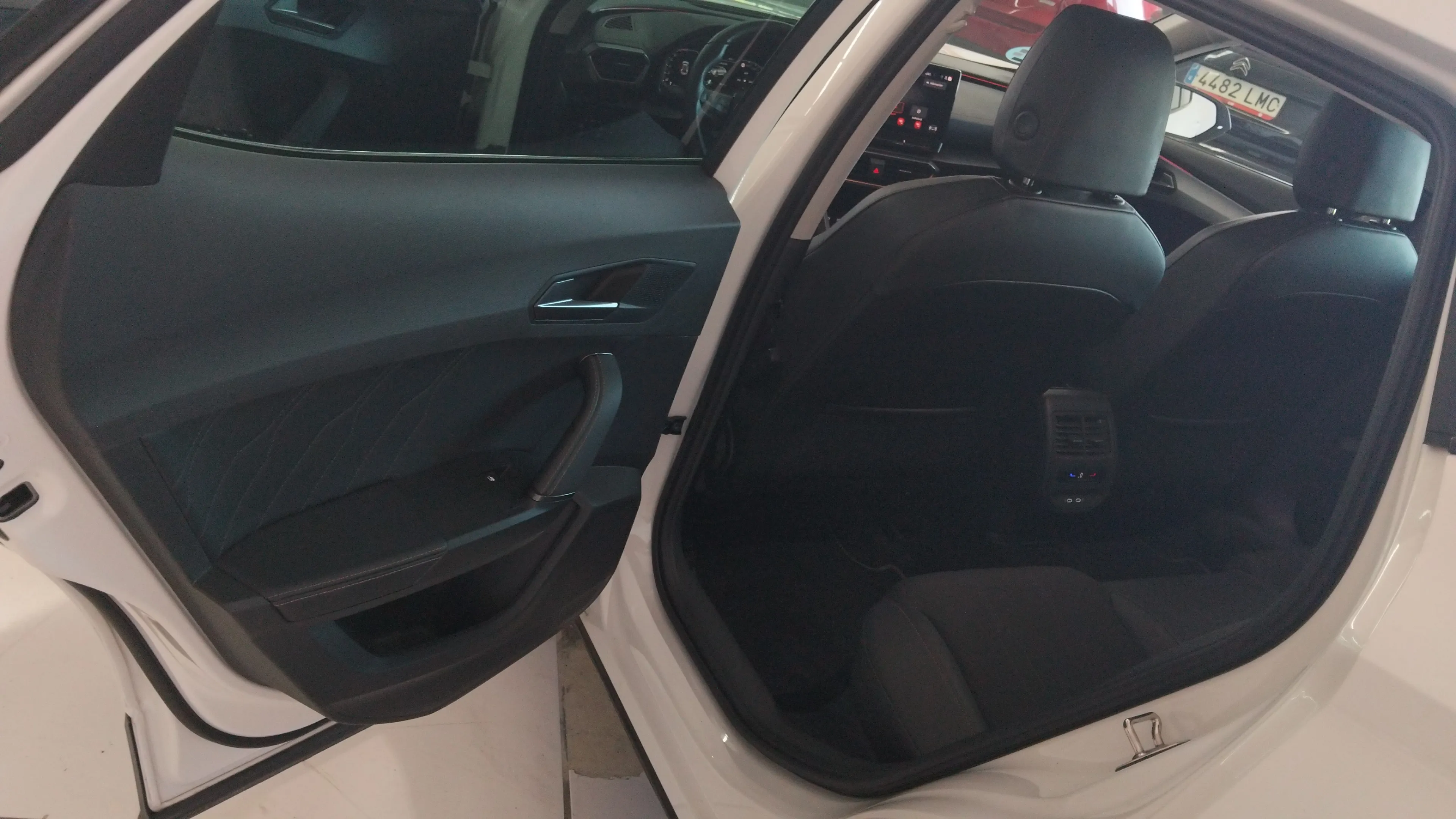 Cupra Formentor 1.5 TSI DSG - foto 11