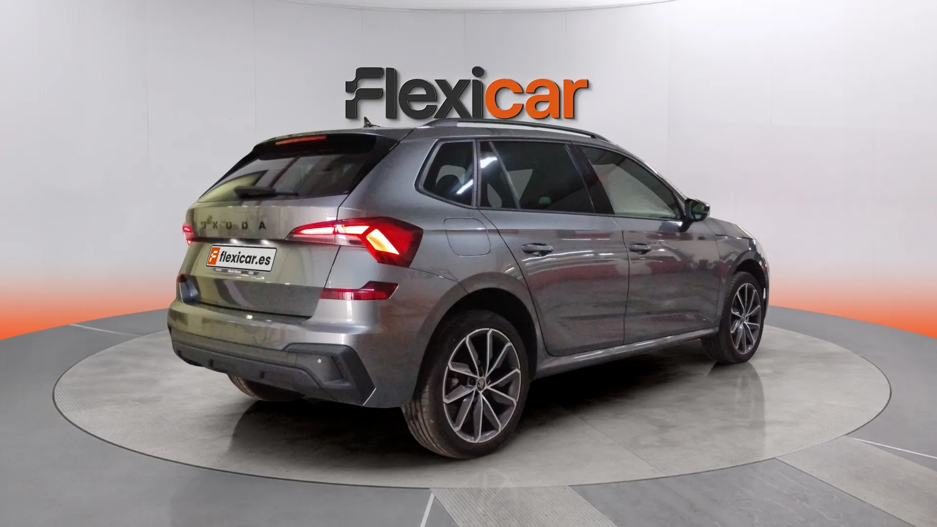 Škoda Kamiq 1.0 TSI Sport - foto 6