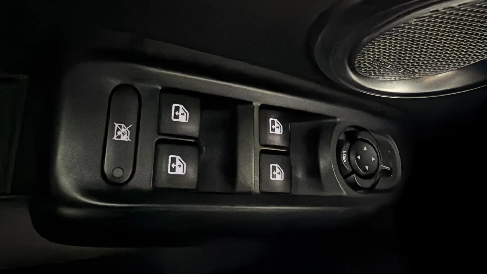 Alfa Romeo Tonale 1.5 MHEV Gasolina Sprint FWD - foto 21