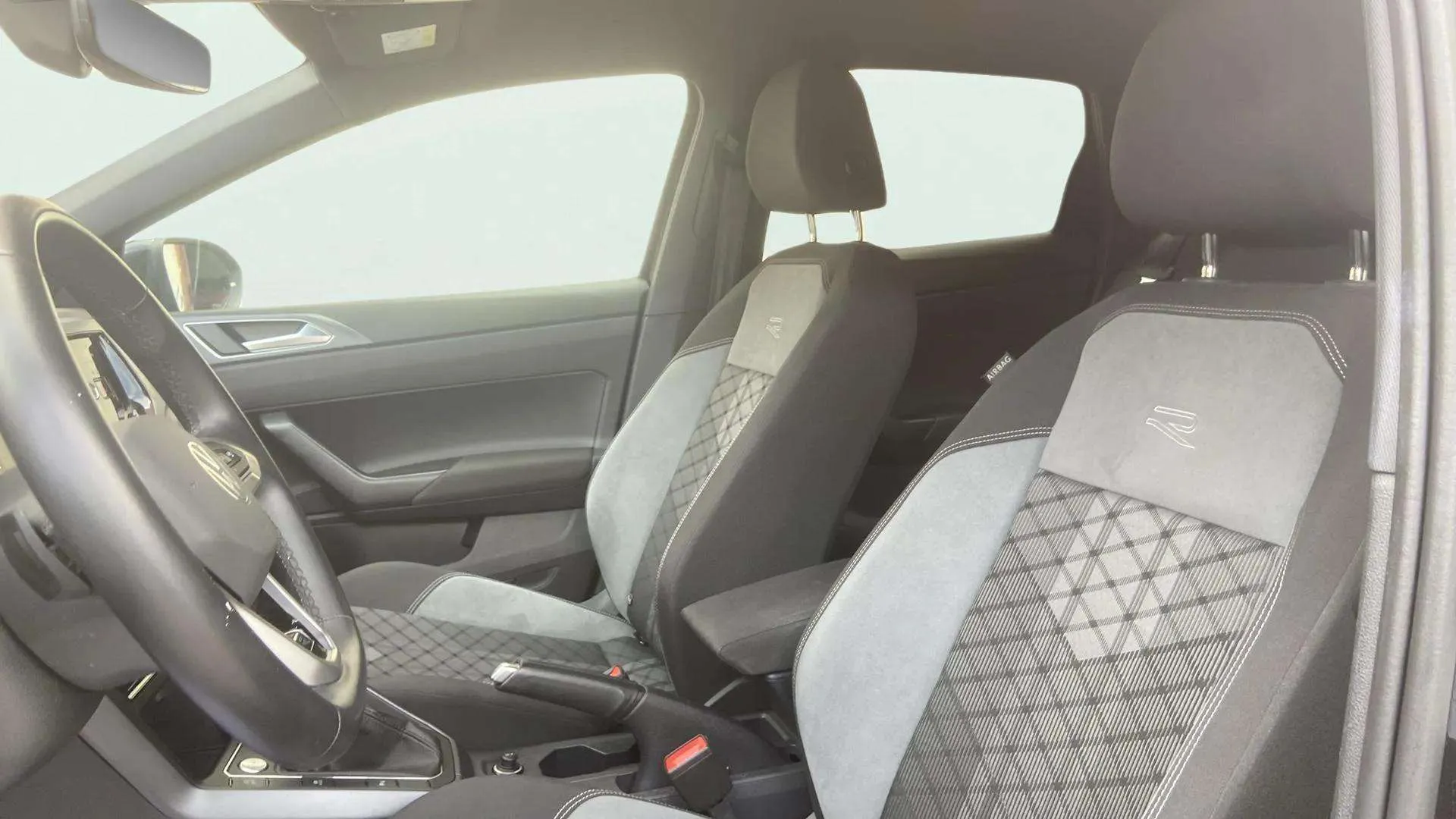 Volkswagen Taigo R-Line 1.0 TSI DSG - foto 22