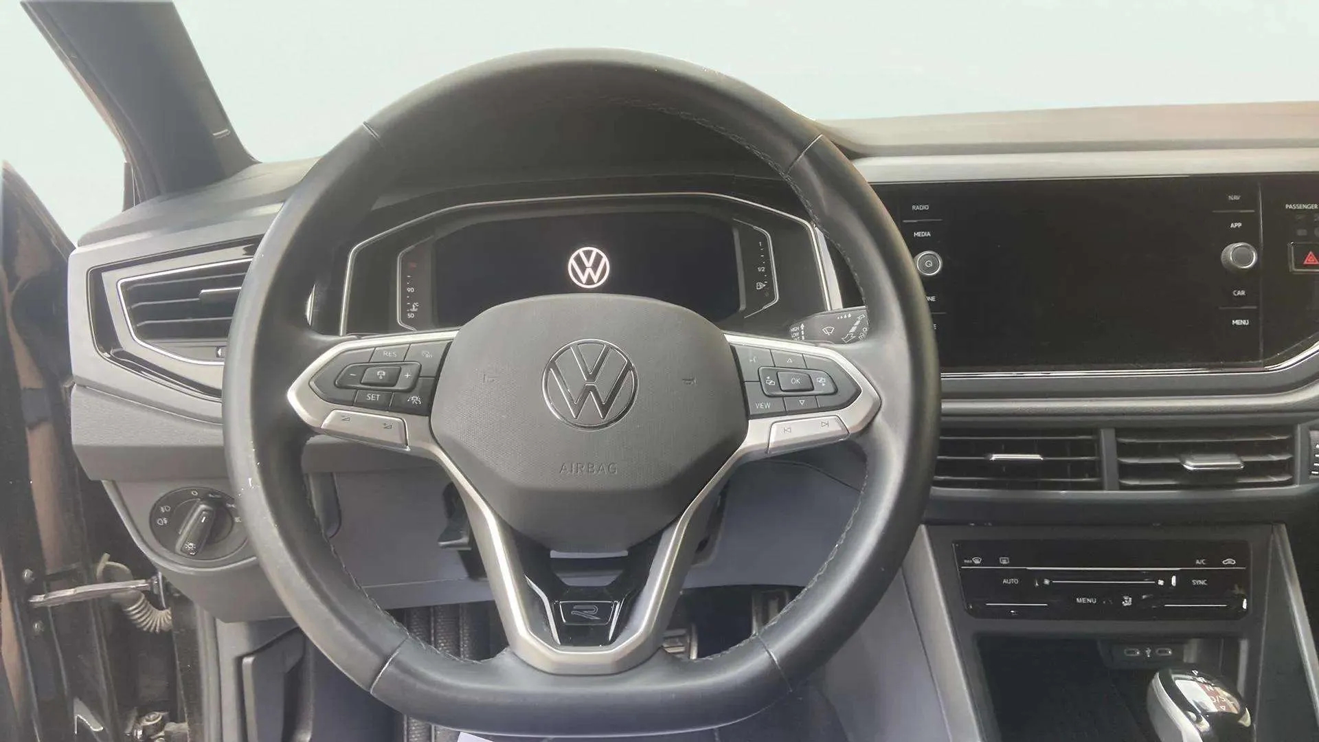 Volkswagen Taigo R-Line 1.0 TSI DSG - foto 13