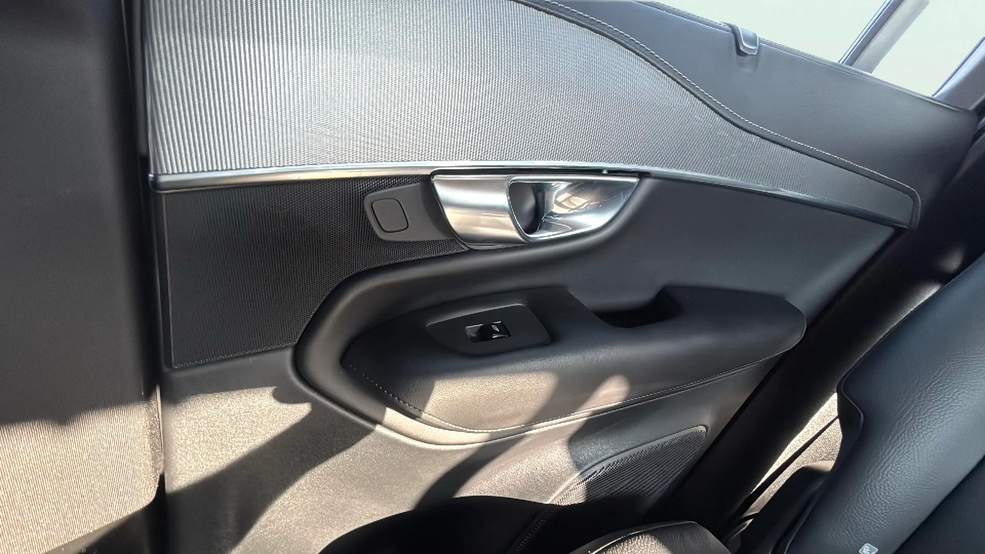 Volvo XC90 2.0 B5 D AWD Core - foto 23