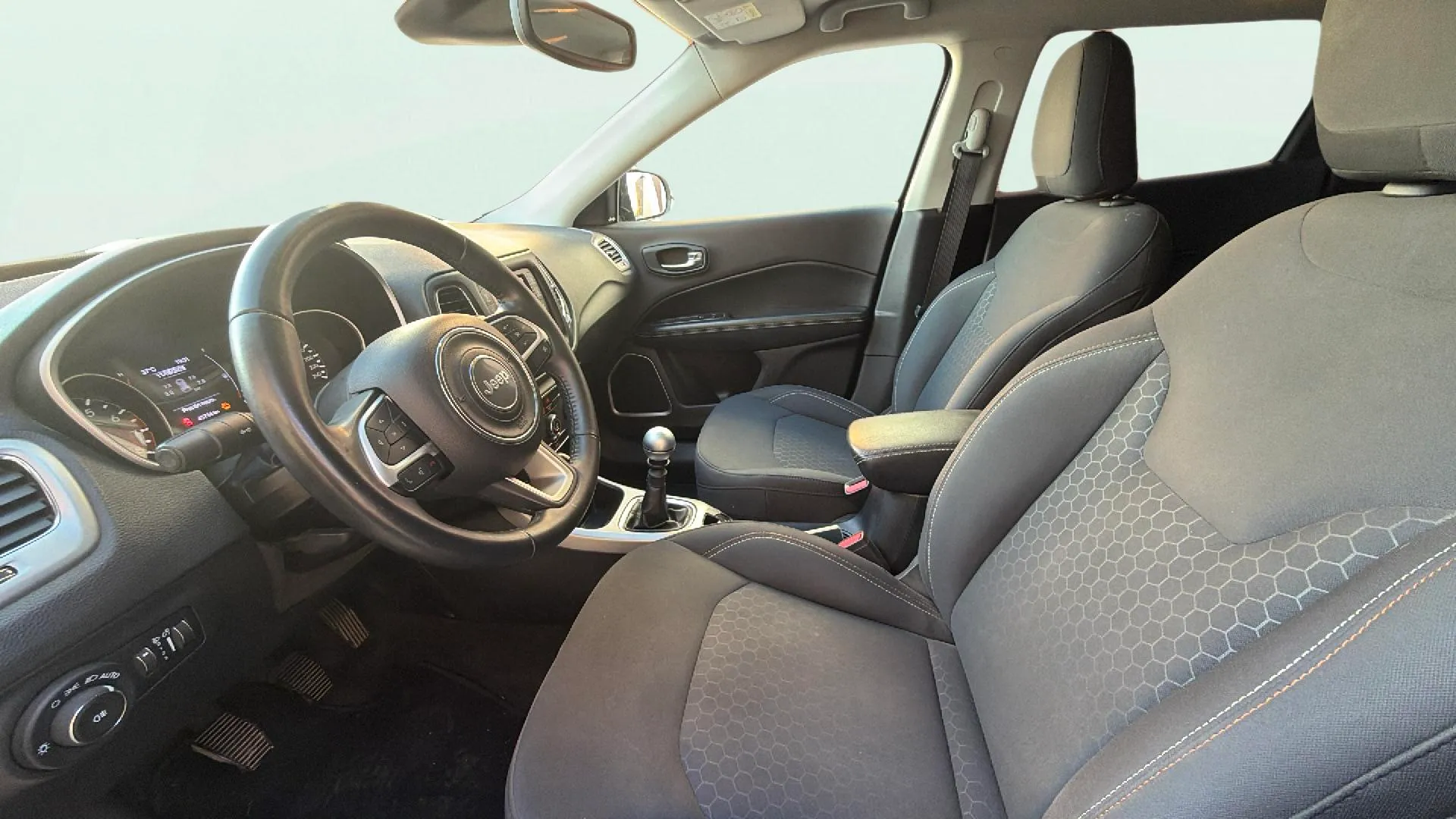 Jeep Compass 1.4 Mair Limited 4x2 - foto 10