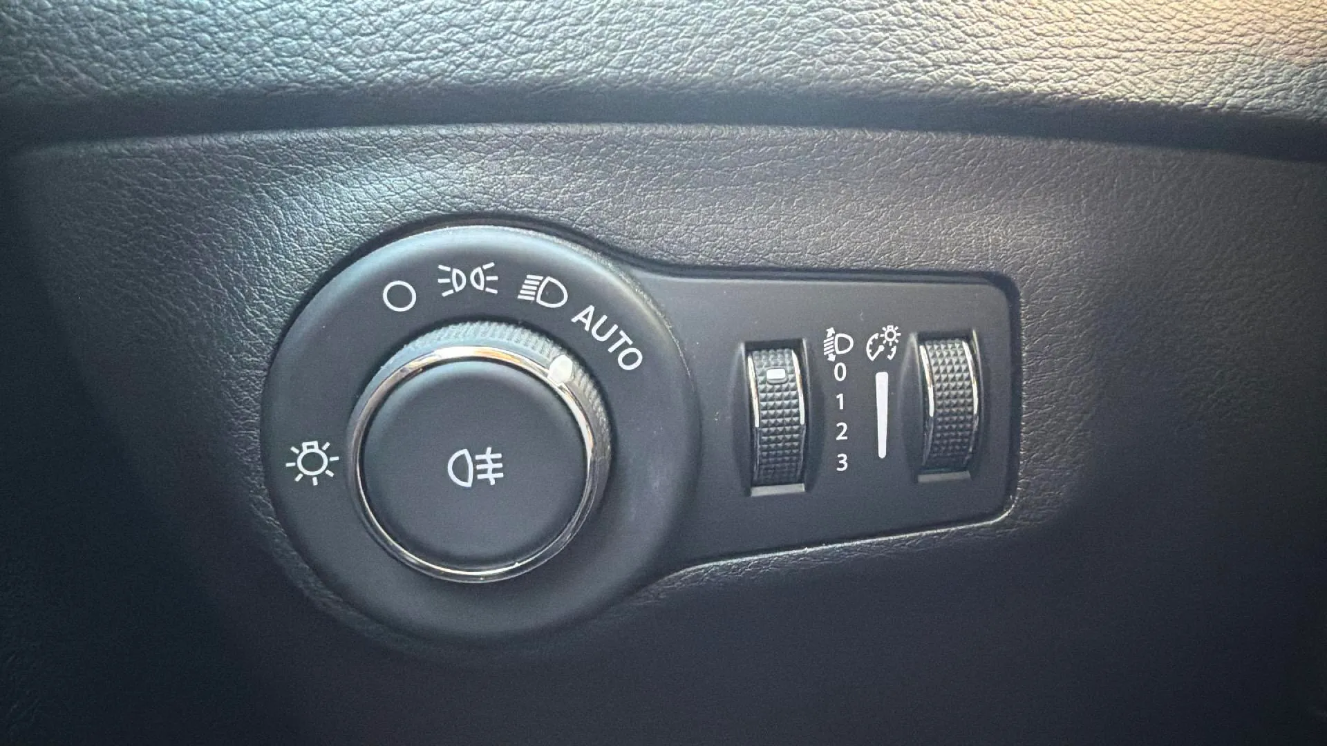 Jeep Compass 1.4 Mair Limited 4x2 - foto 18