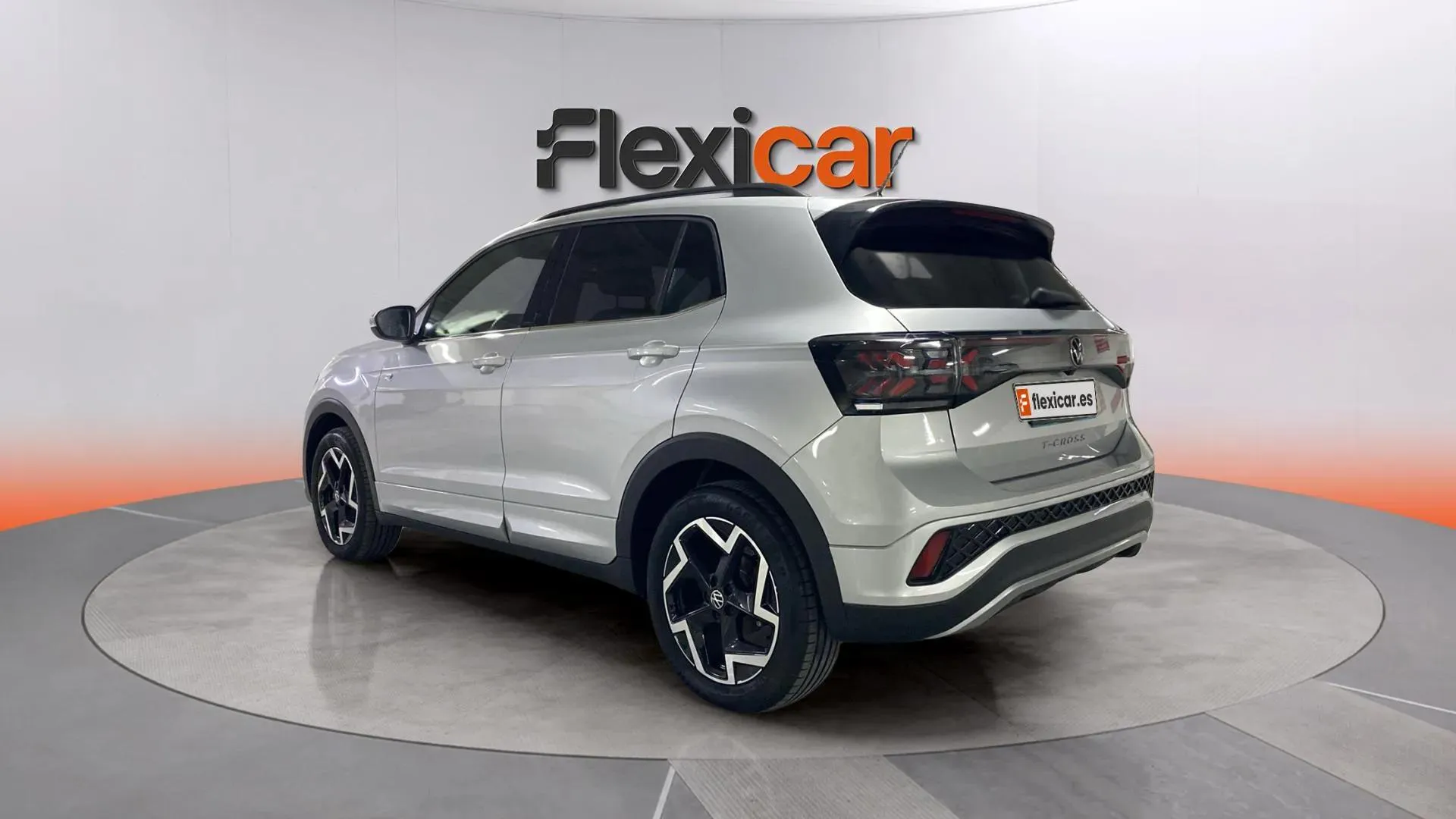 Volkswagen T-Cross R-Line 1.0 TSI DSG - foto 5