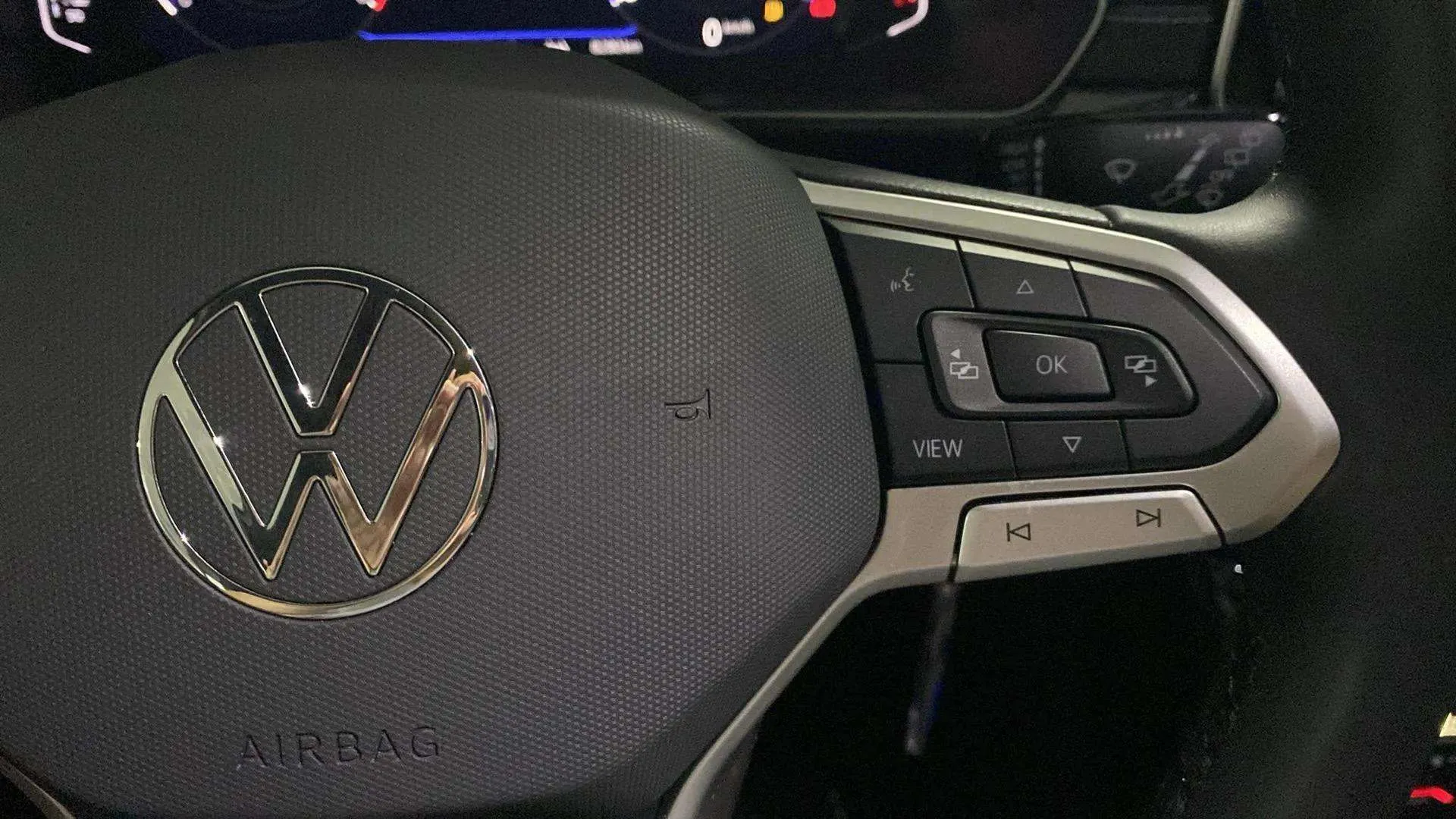 Volkswagen T-Cross R-Line 1.0 TSI DSG - foto 12