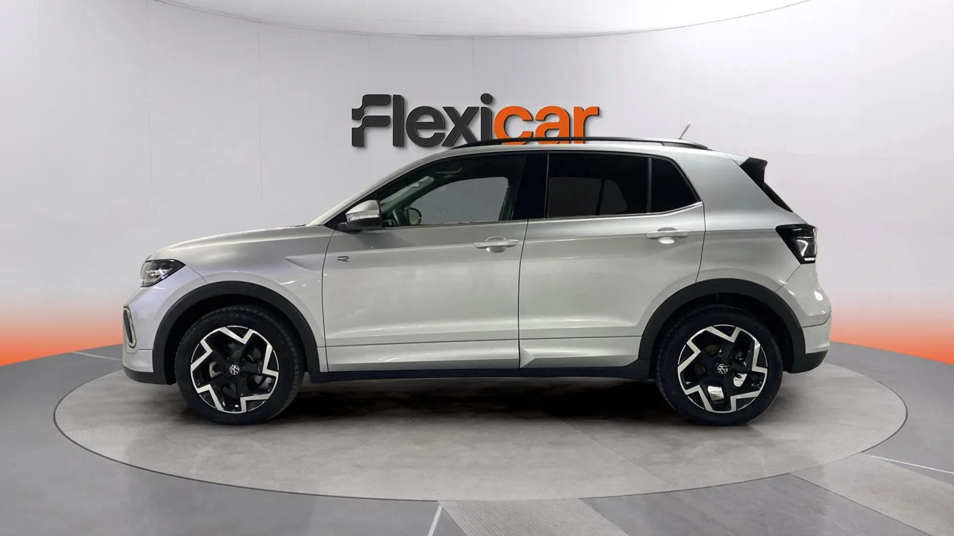 Volkswagen T-Cross R-Line 1.0 TSI DSG - foto 4