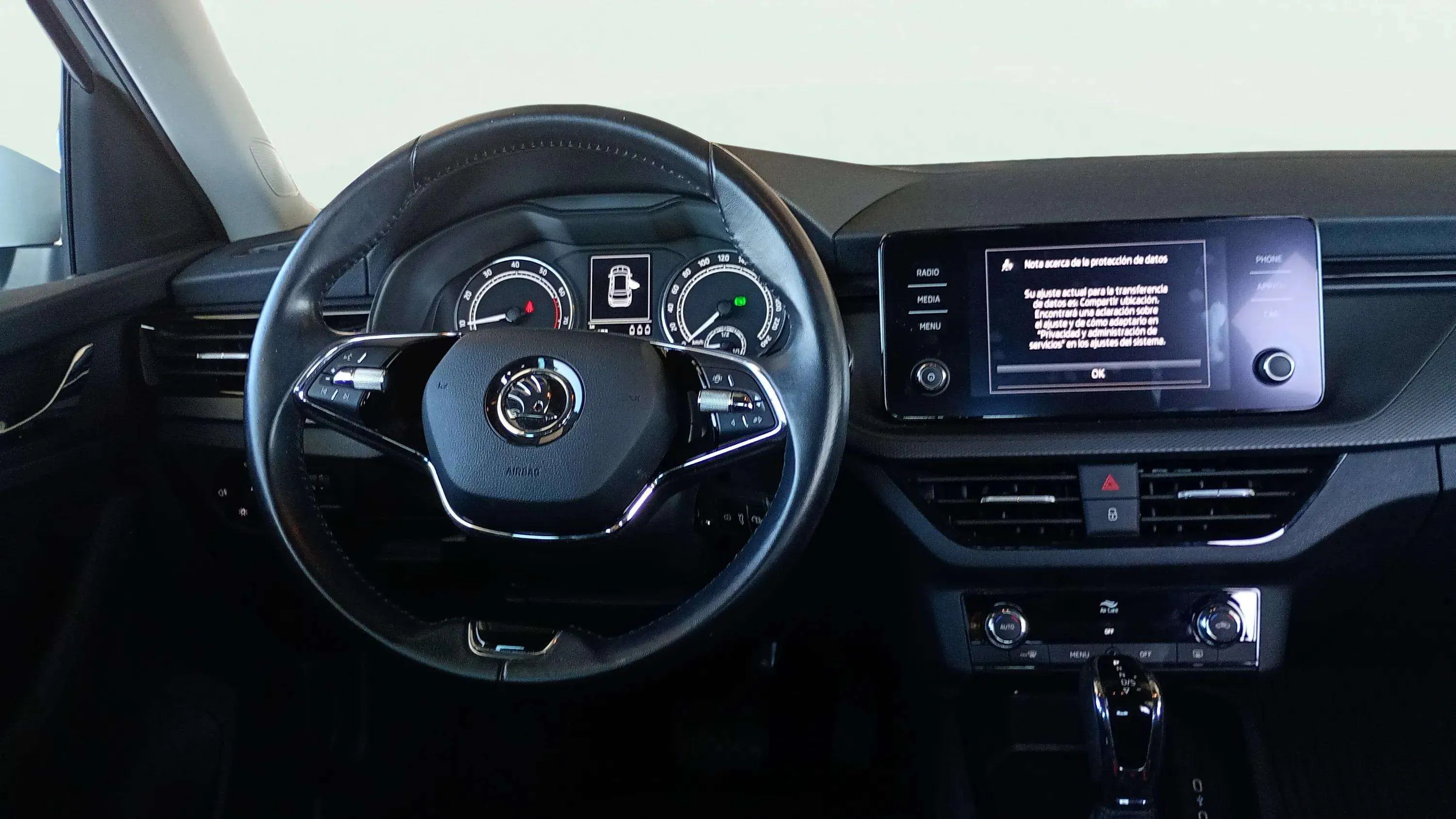 Škoda Kamiq 1.5 TSI DSG Ambition - foto 9