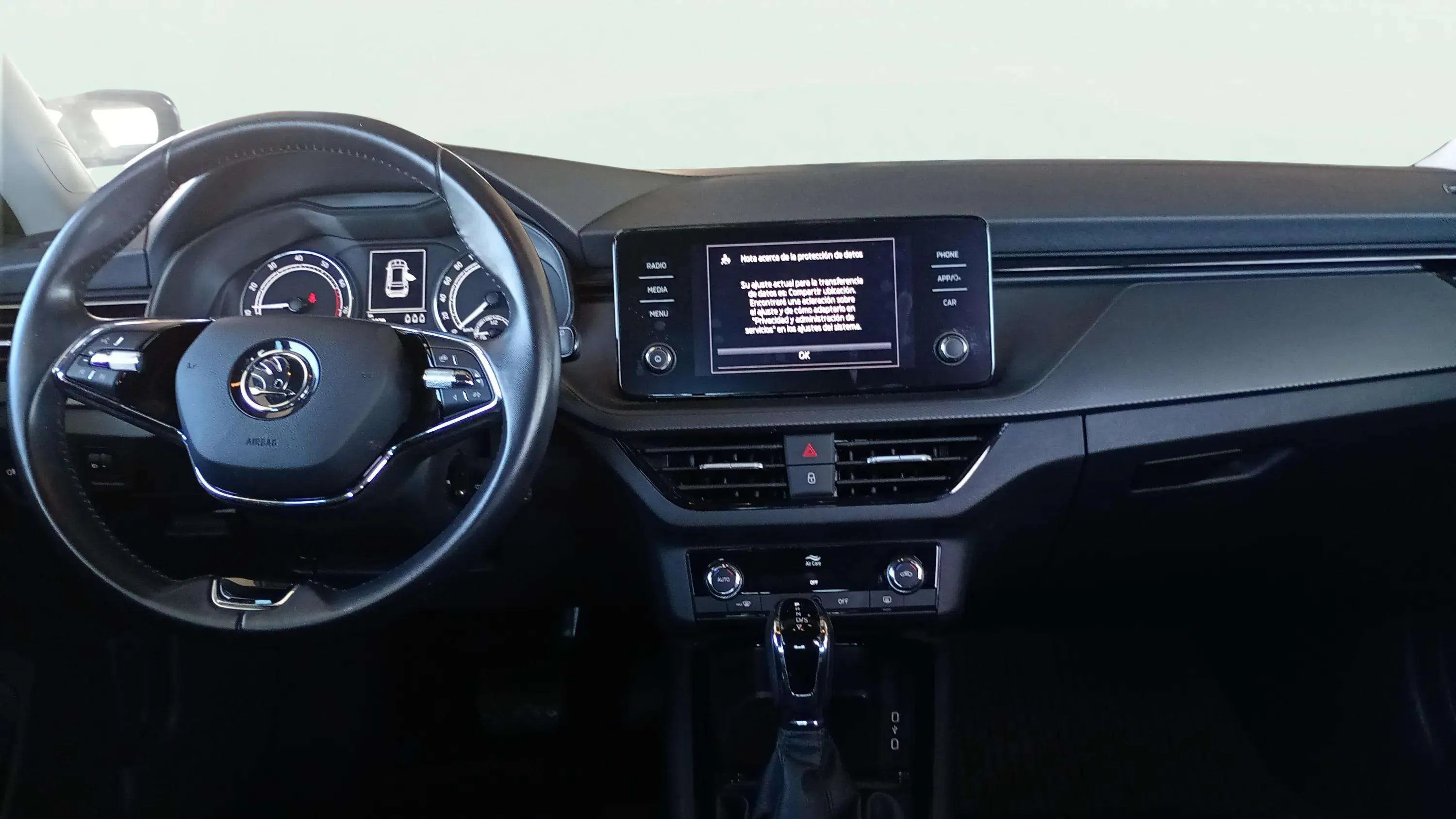 Škoda Kamiq 1.5 TSI DSG Ambition - foto 7