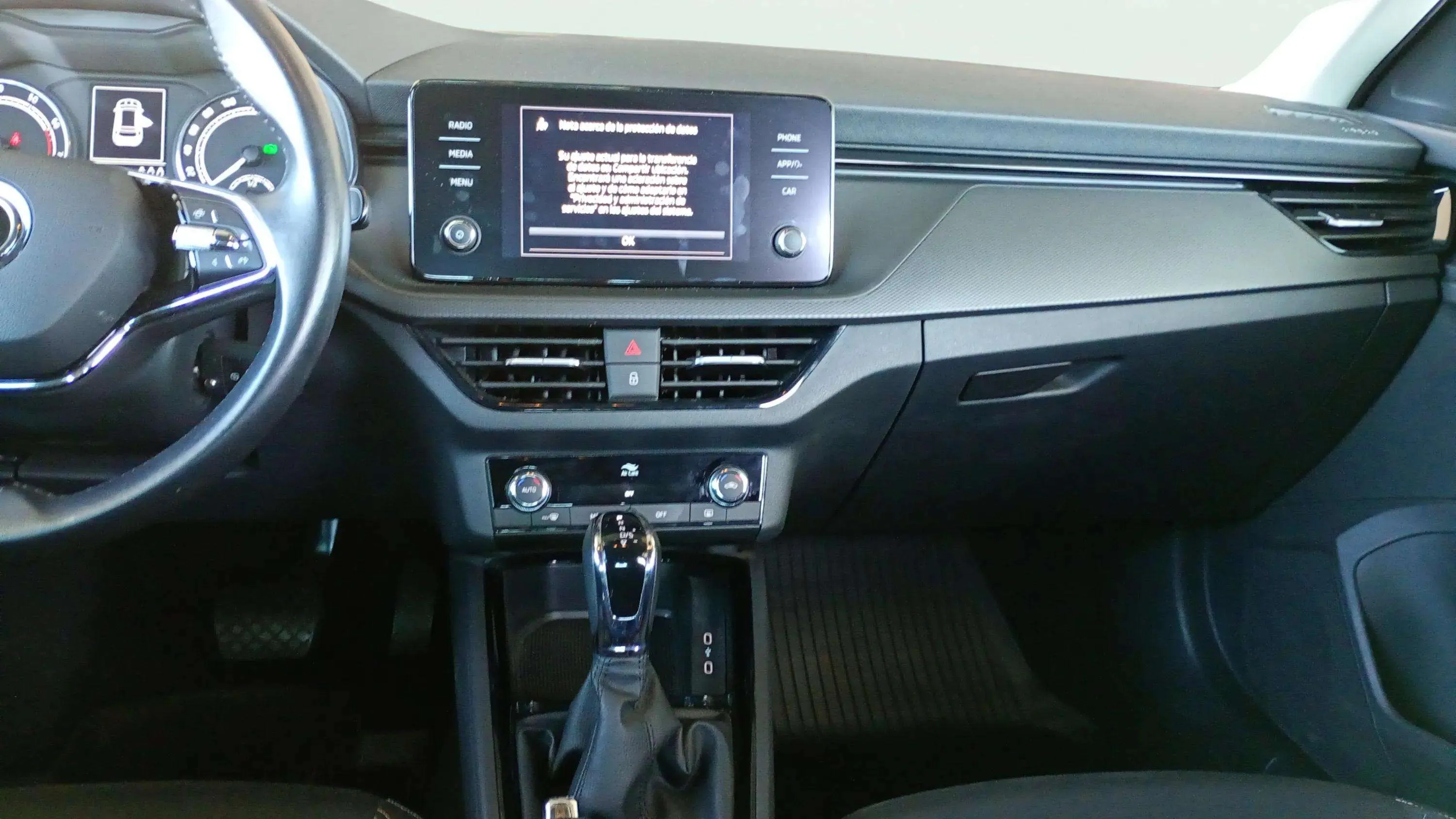Škoda Kamiq 1.5 TSI DSG Ambition - foto 8