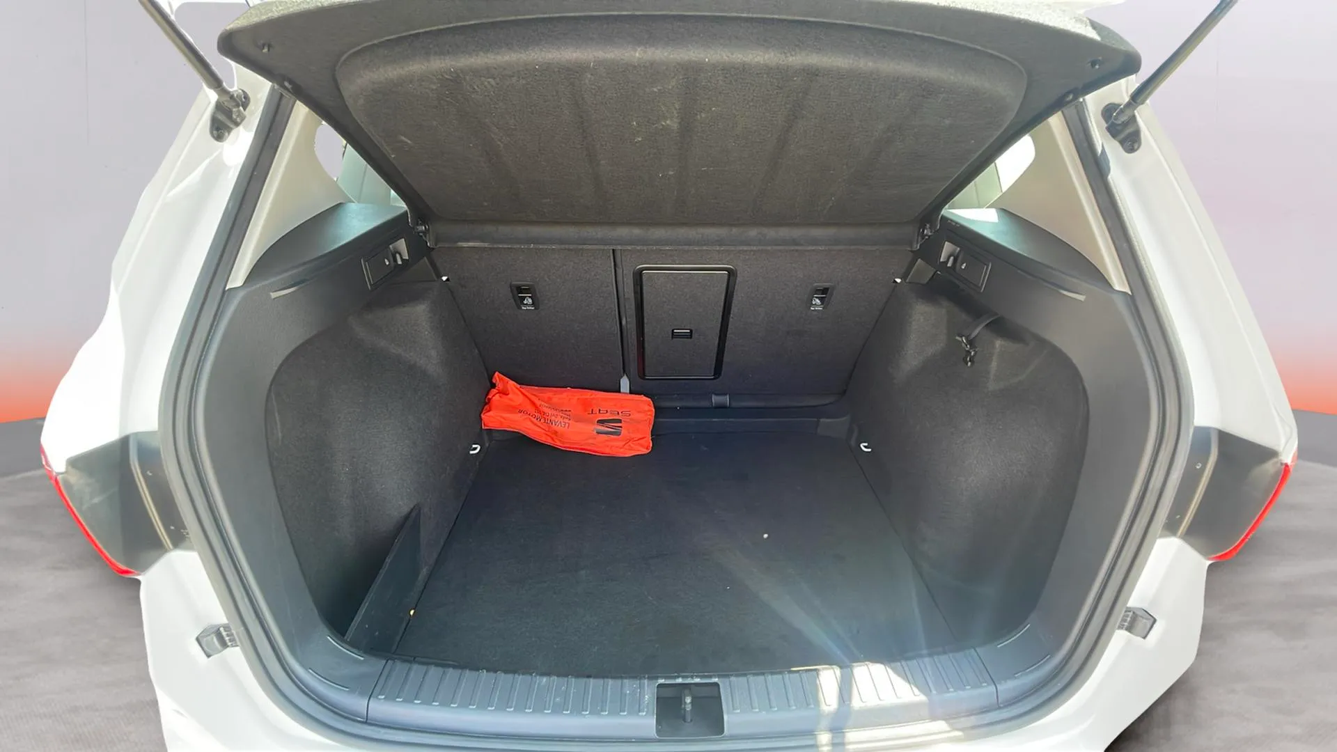 SEAT Ateca 1.6 TDI Reference Eco - foto 15