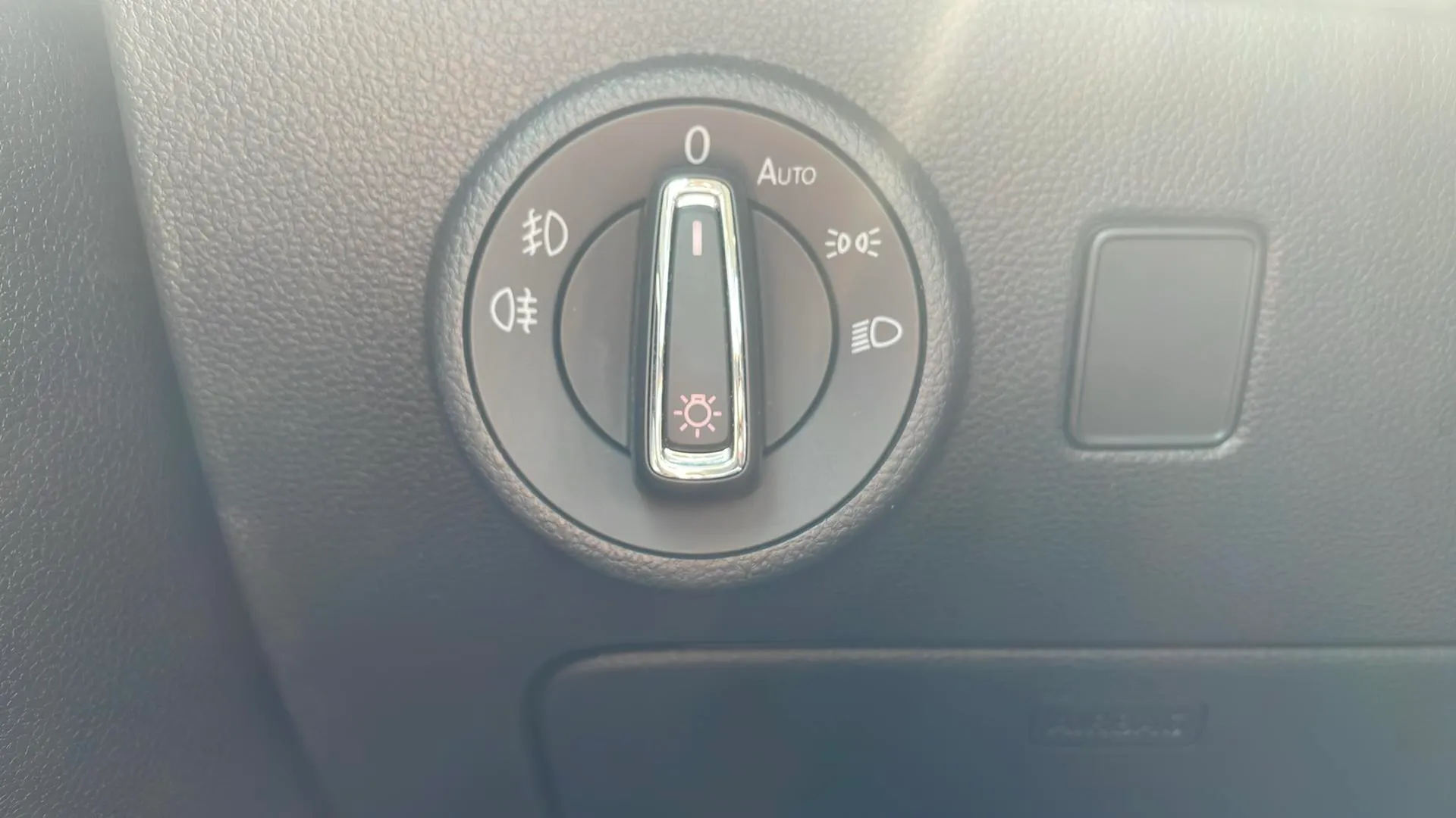 SEAT Ateca 1.6 TDI Reference Eco - foto 32