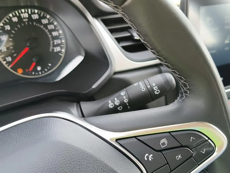 Renault Captur TCe Equilibre - foto 22