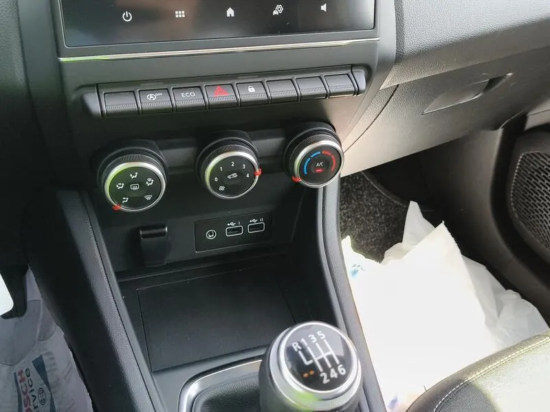 Renault Captur TCe Equilibre - foto 12