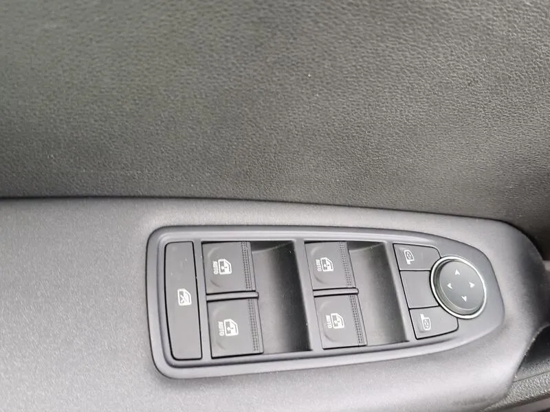 Renault Captur TCe Equilibre - foto 27