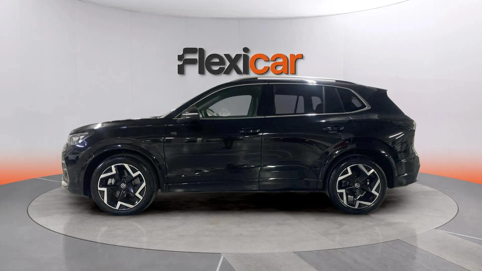 Volkswagen Tiguan R-Line 2.0 TDI DSG - foto 4