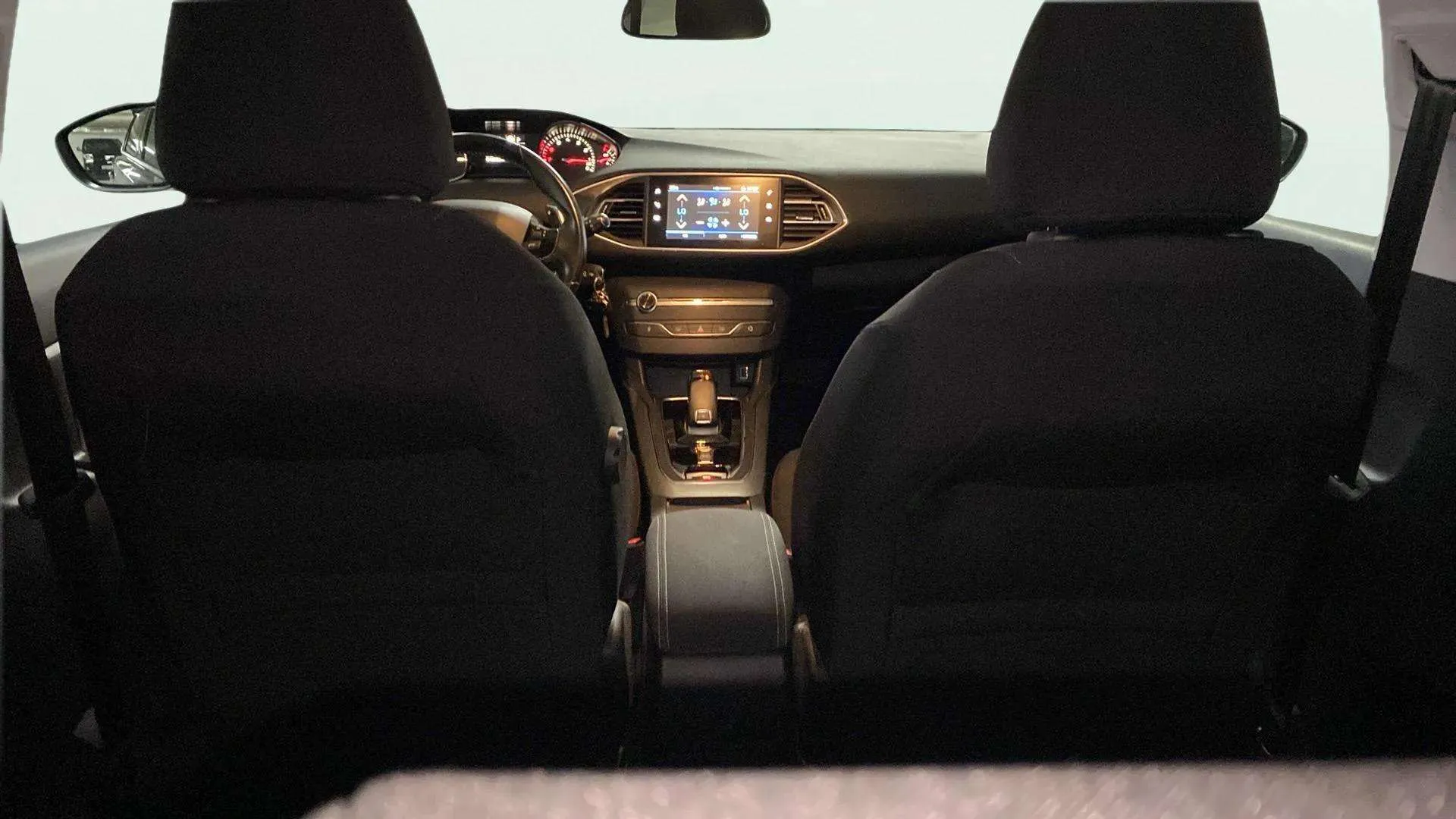 Peugeot 308 Style 1.2 PureTech EAT8 - foto 23