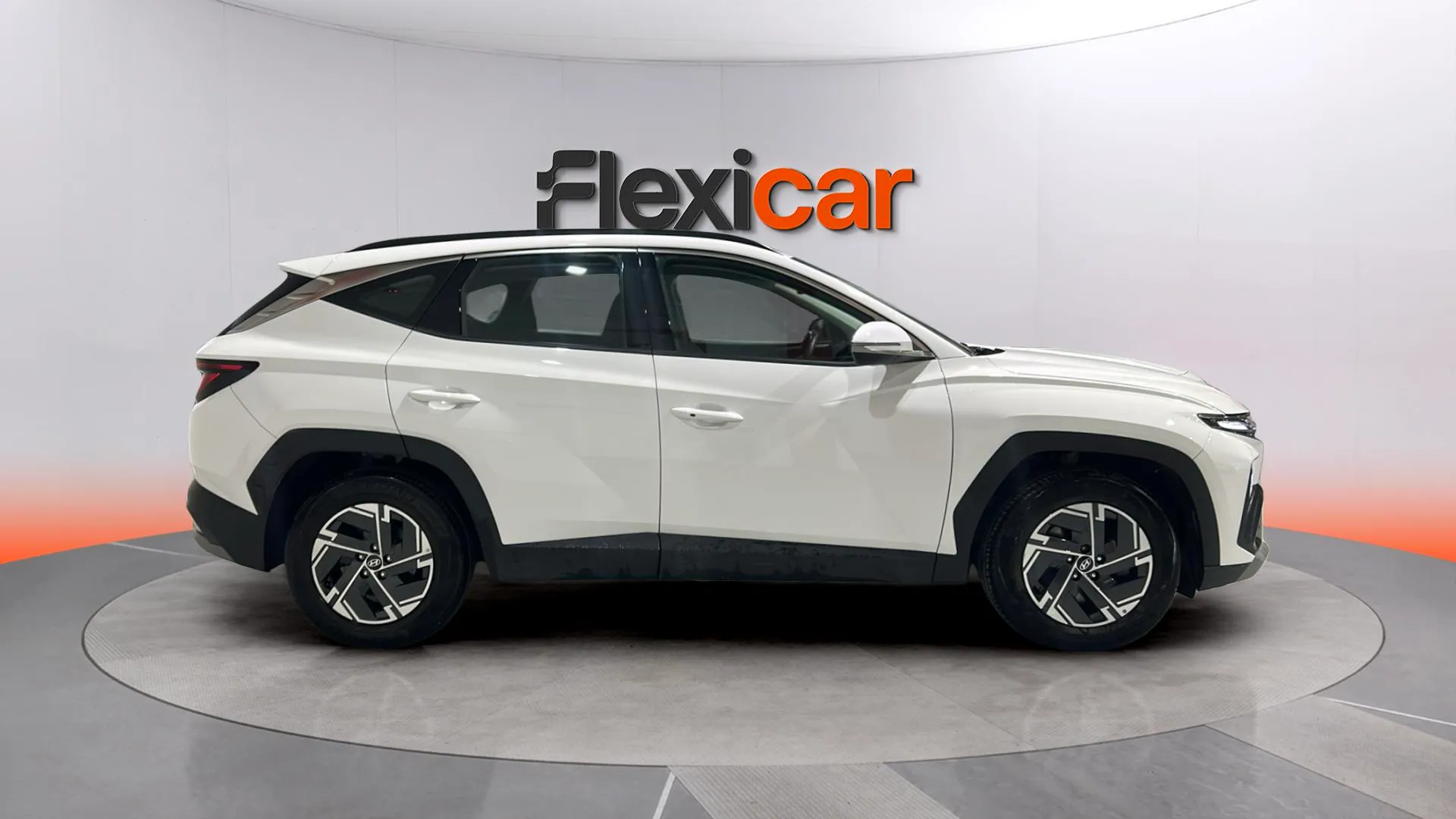 Hyundai Tucson 1.6 CRDi 48V Maxx DCT - foto 8