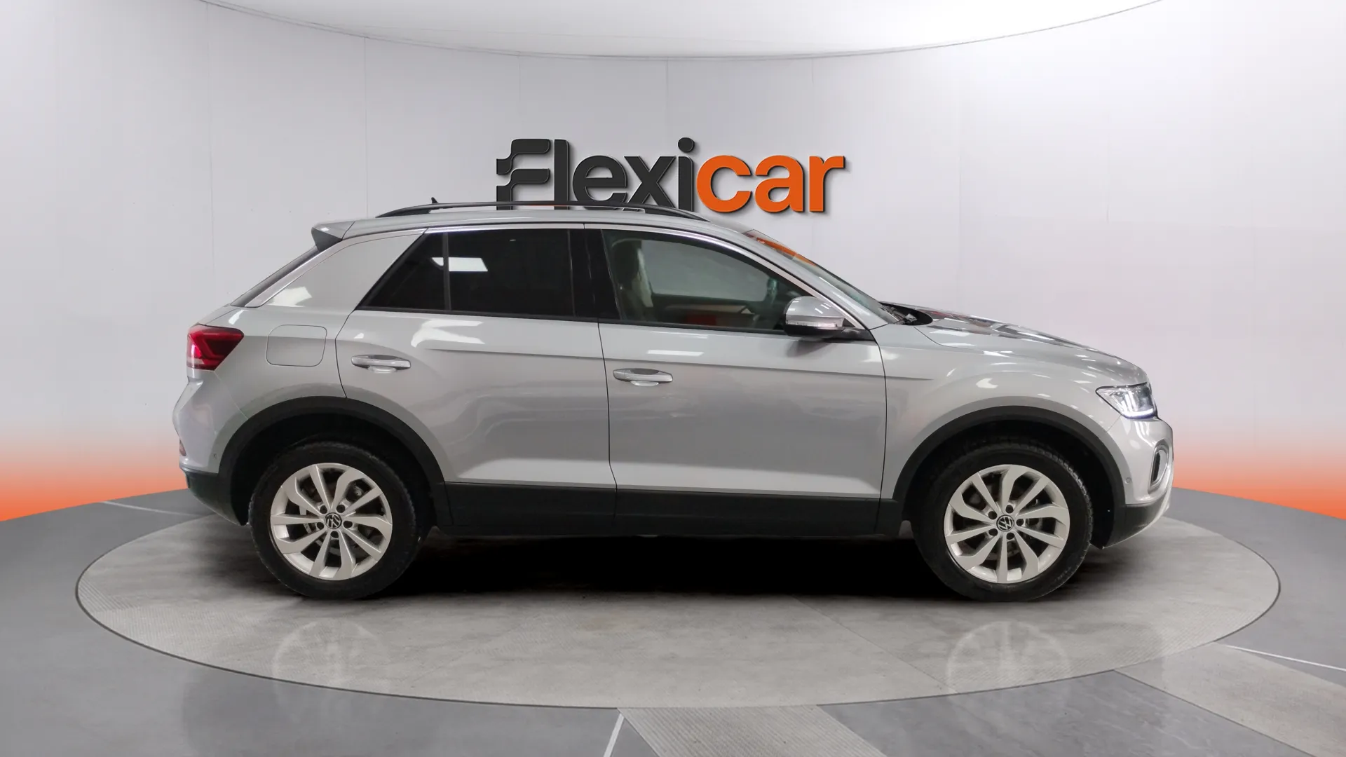 Volkswagen T-Roc "Más" 1.0 TSI - foto 7