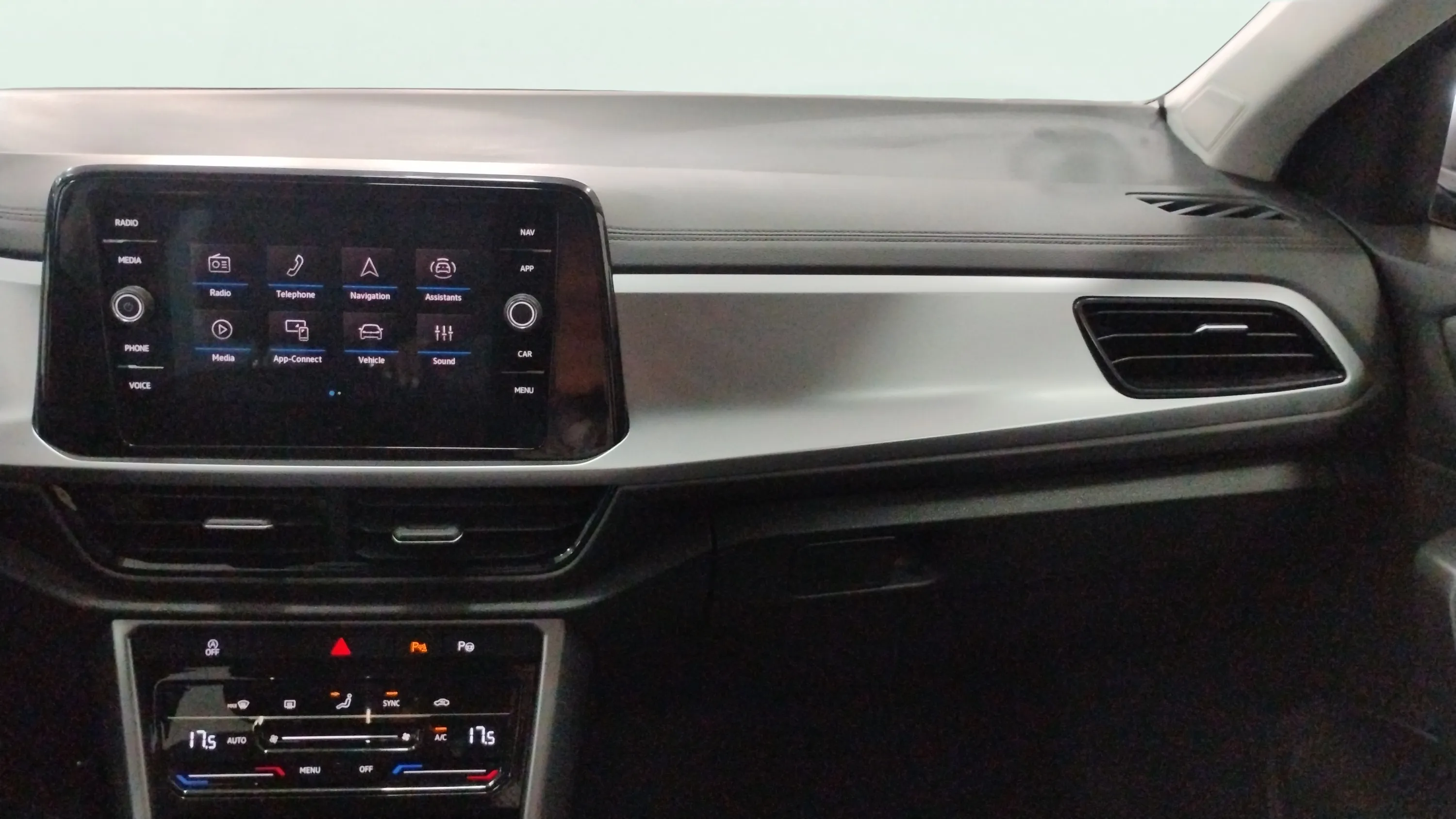 Volkswagen T-Roc "Más" 1.0 TSI - foto 11