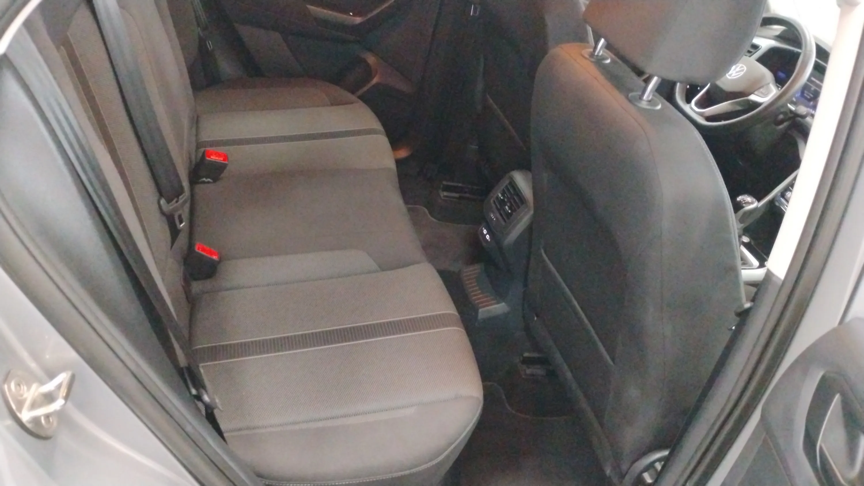 Volkswagen T-Roc "Más" 1.0 TSI - foto 16
