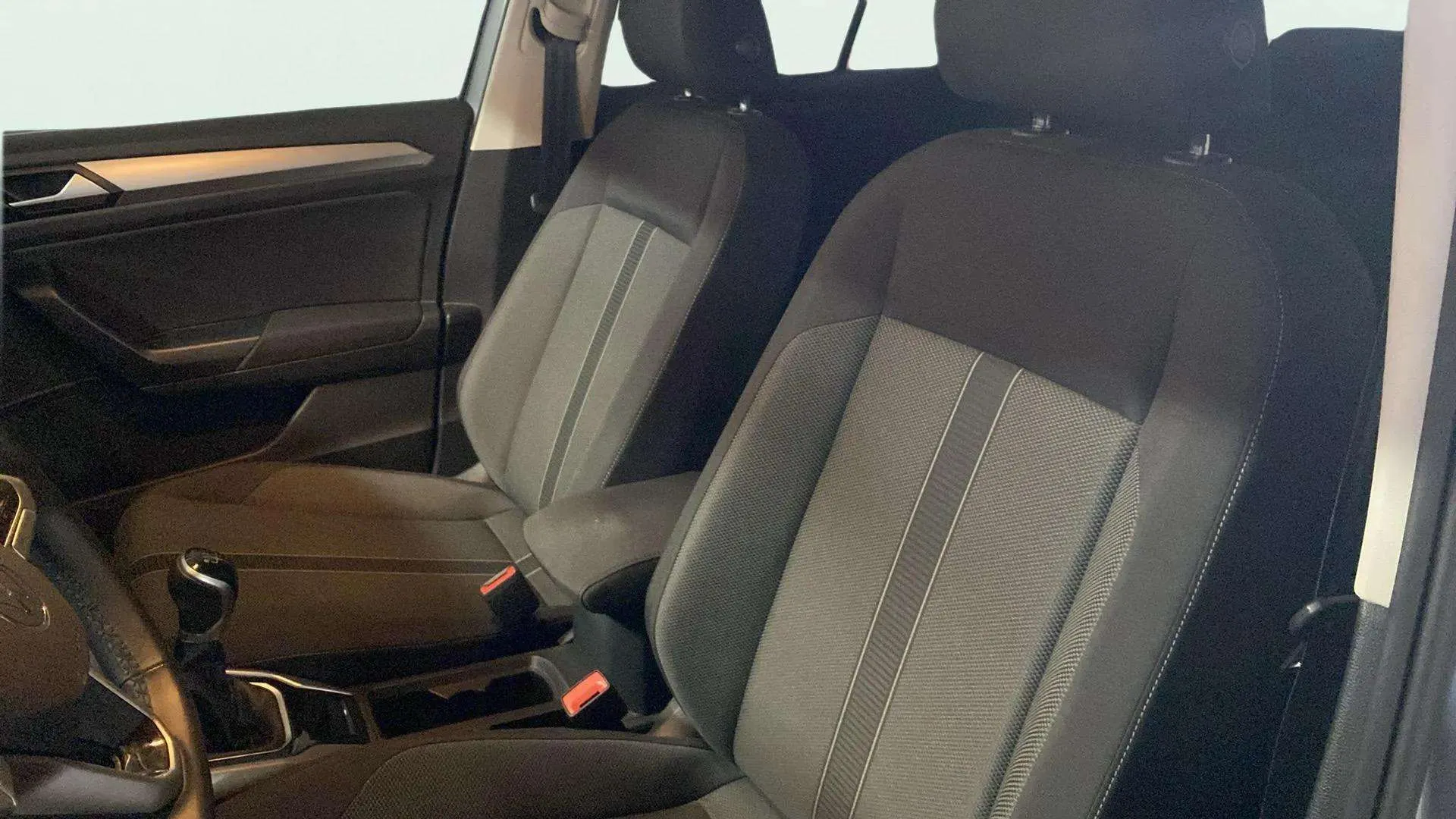 Volkswagen T-Roc "Más" 1.0 TSI - foto 23