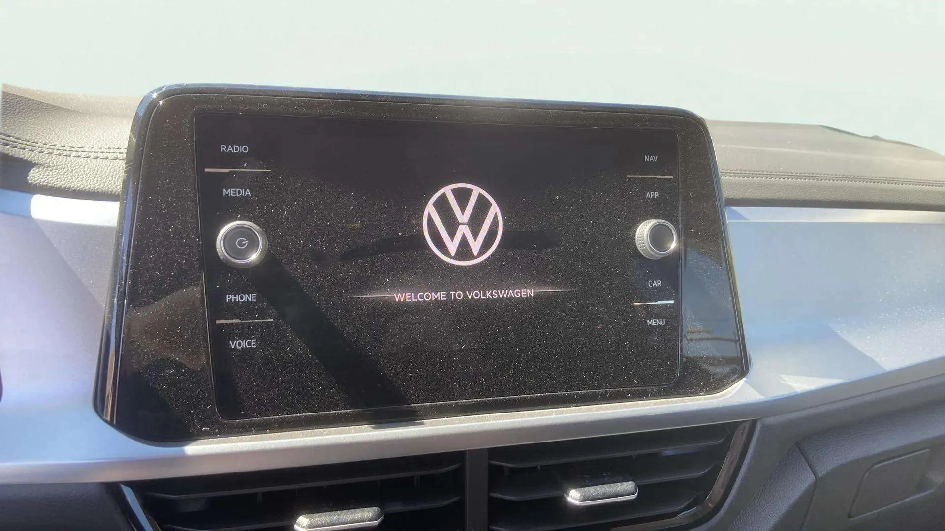 Volkswagen T-Roc "más" 1.5 TSI DSG - foto 22