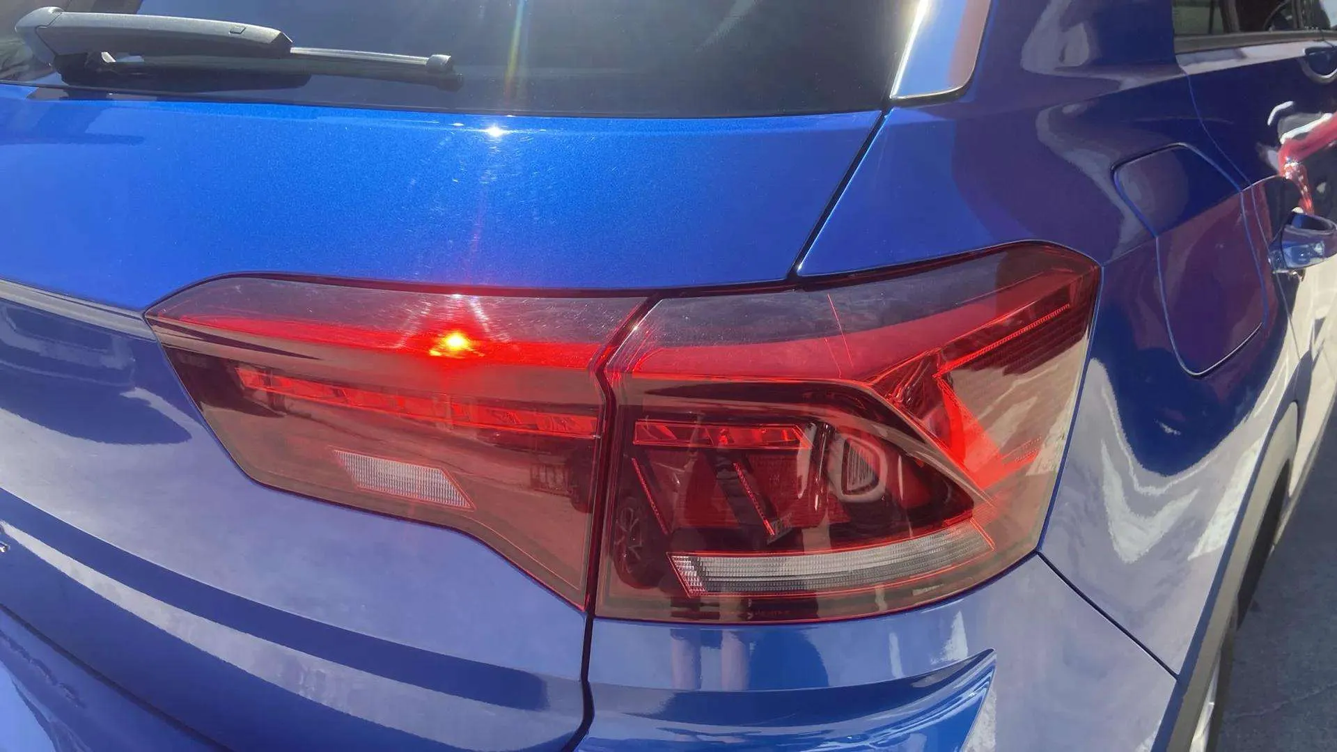 Volkswagen T-Roc "más" 1.5 TSI DSG - foto 11