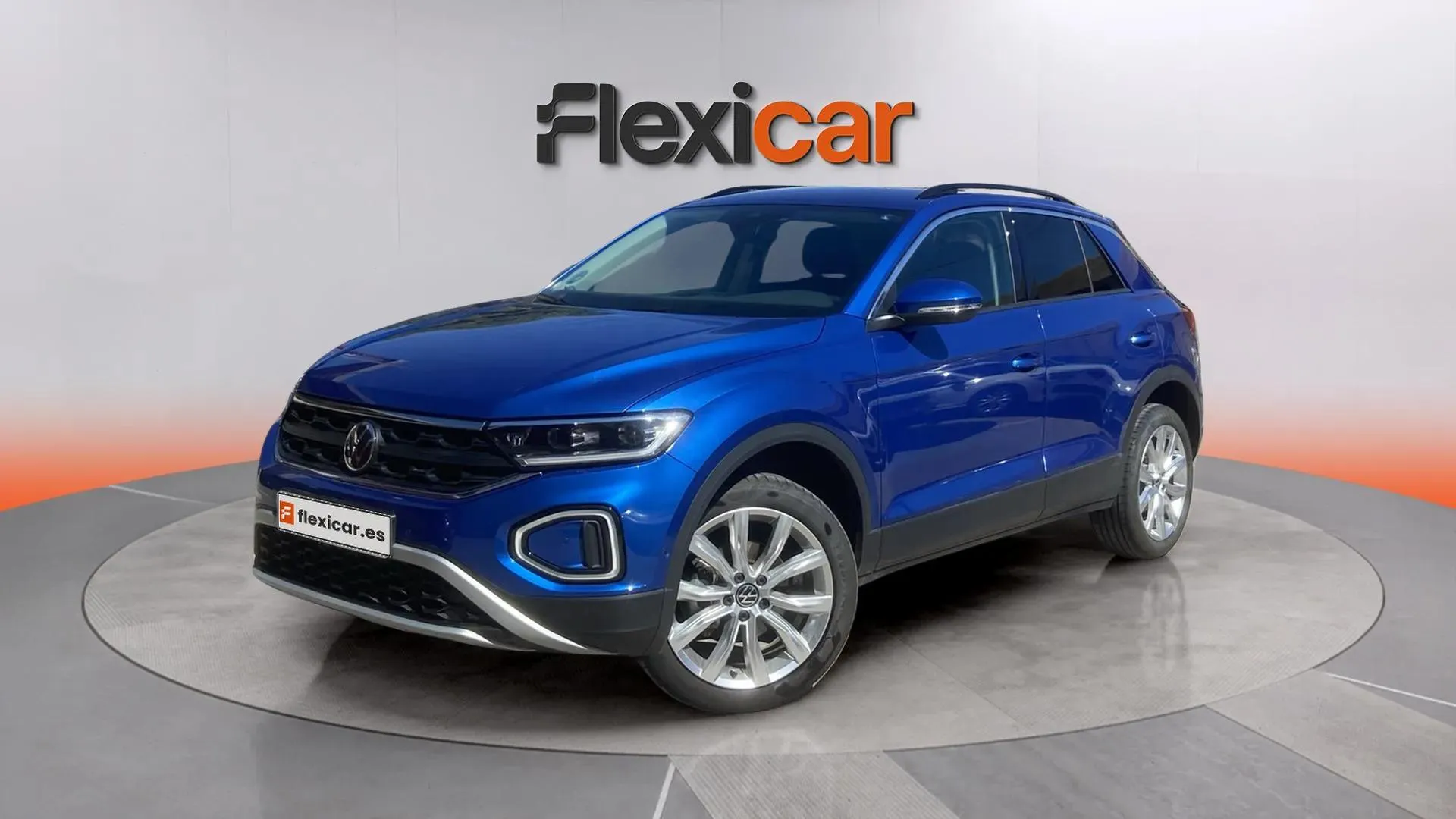 Volkswagen T-Roc "más" 1.5 TSI DSG - foto 3