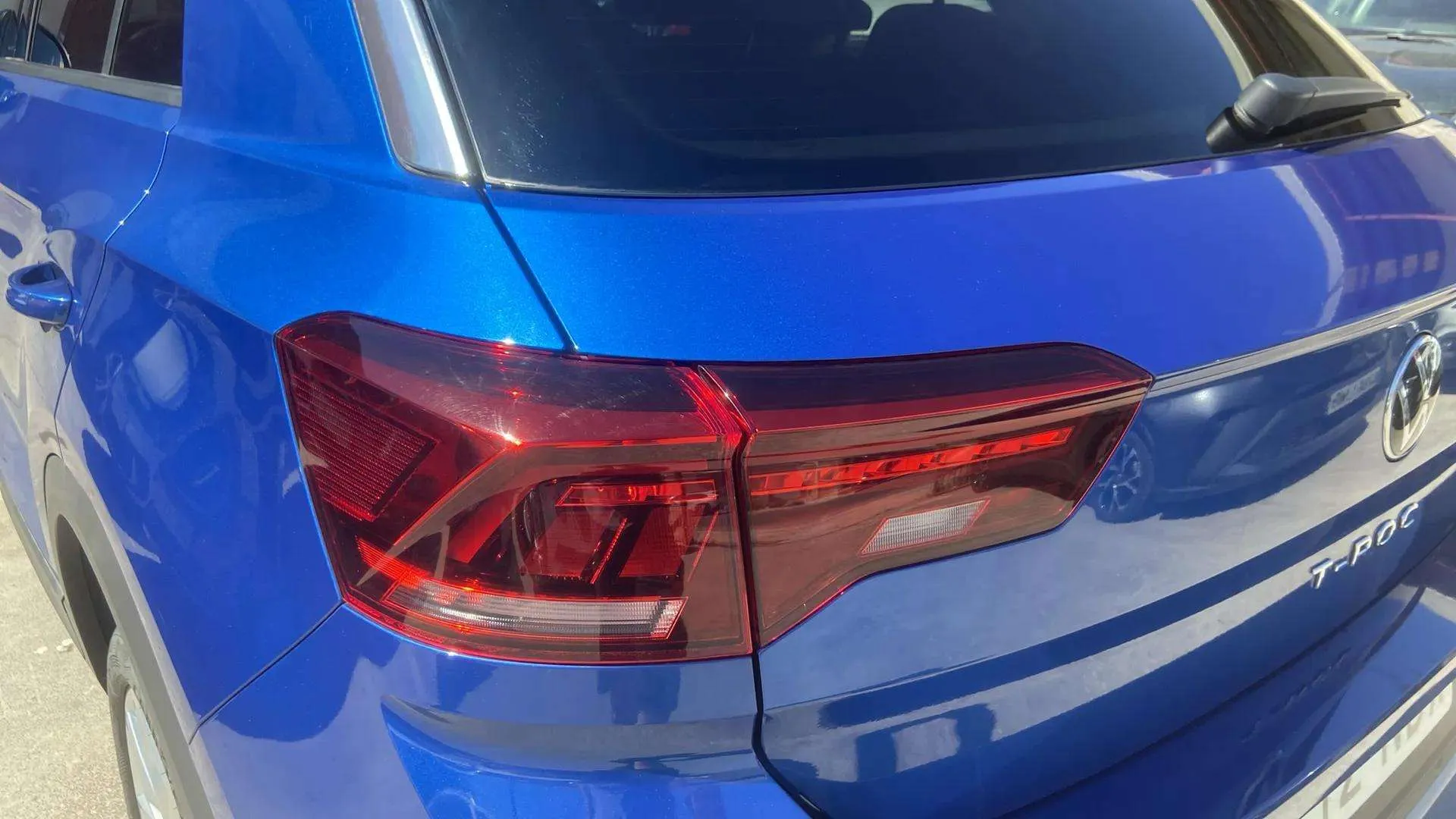 Volkswagen T-Roc "más" 1.5 TSI DSG - foto 12