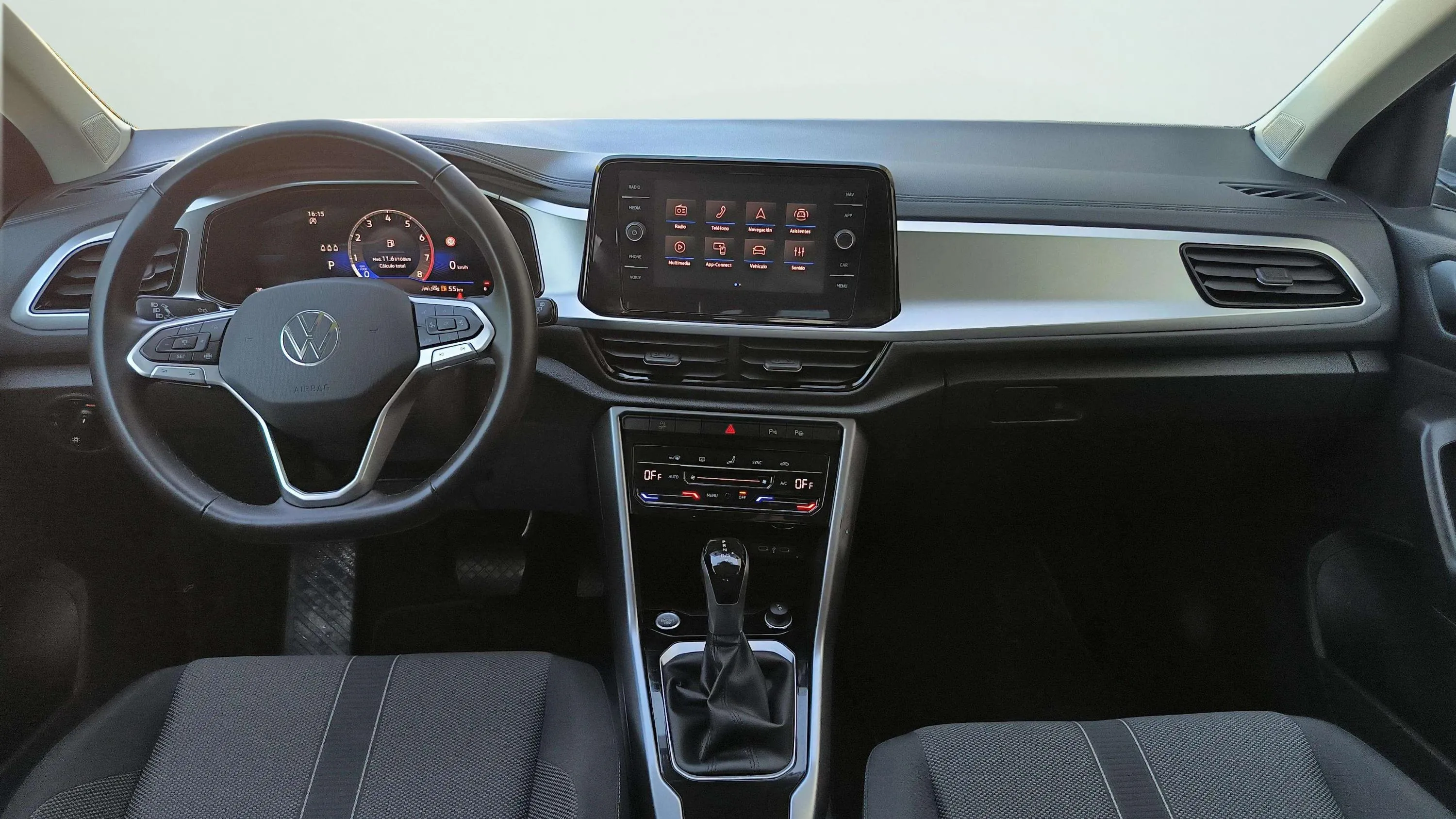 Volkswagen T-Roc "más" 1.5 TSI DSG - foto 12