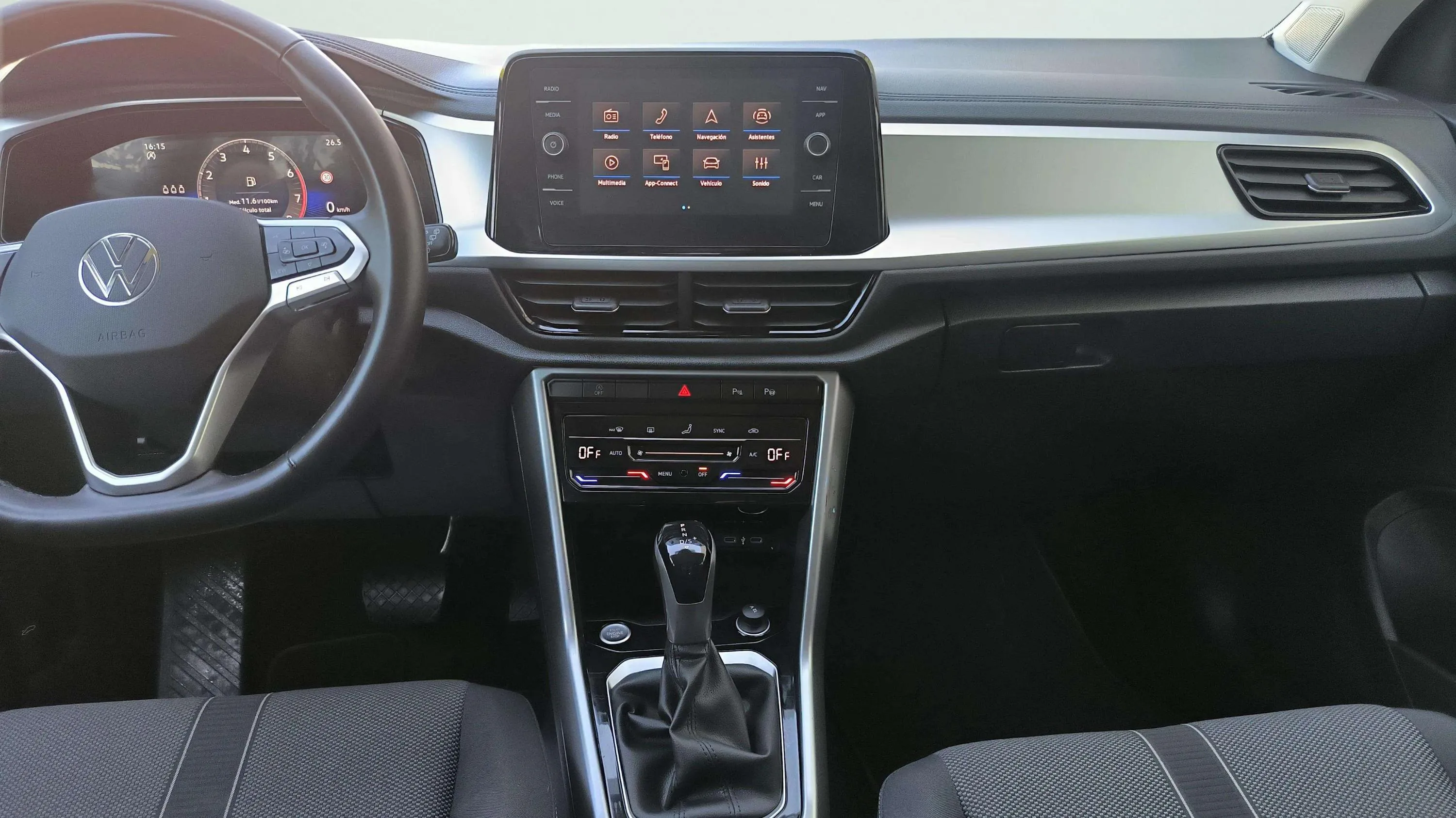 Volkswagen T-Roc "más" 1.5 TSI DSG - foto 22