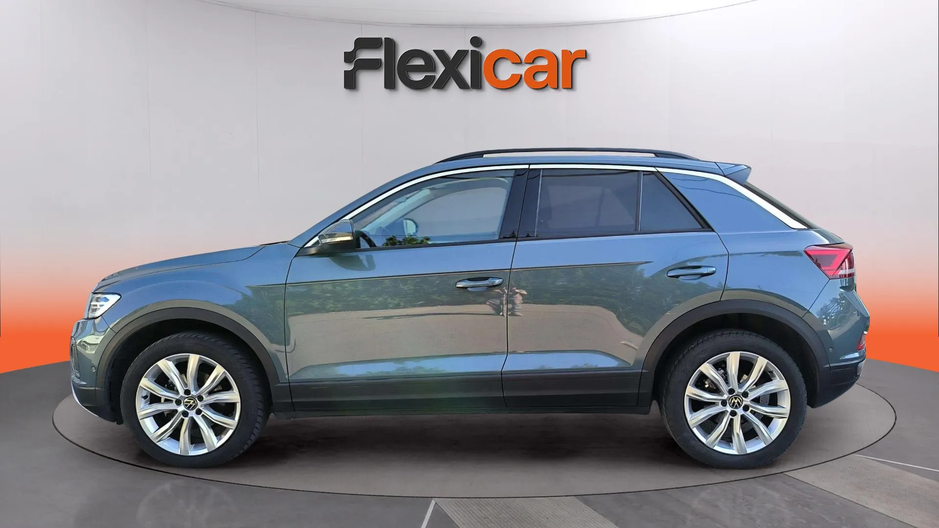 Volkswagen T-Roc "más" 1.5 TSI DSG - foto 4
