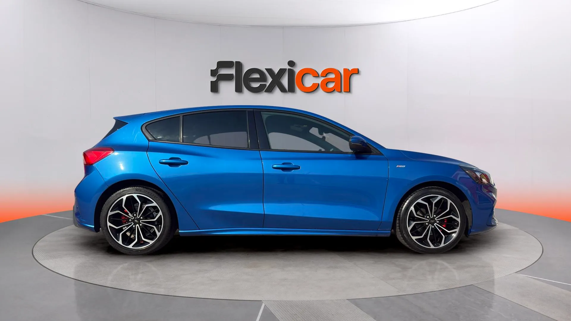 Ford Focus 1.5 EcoBoost ST-Line - foto 8