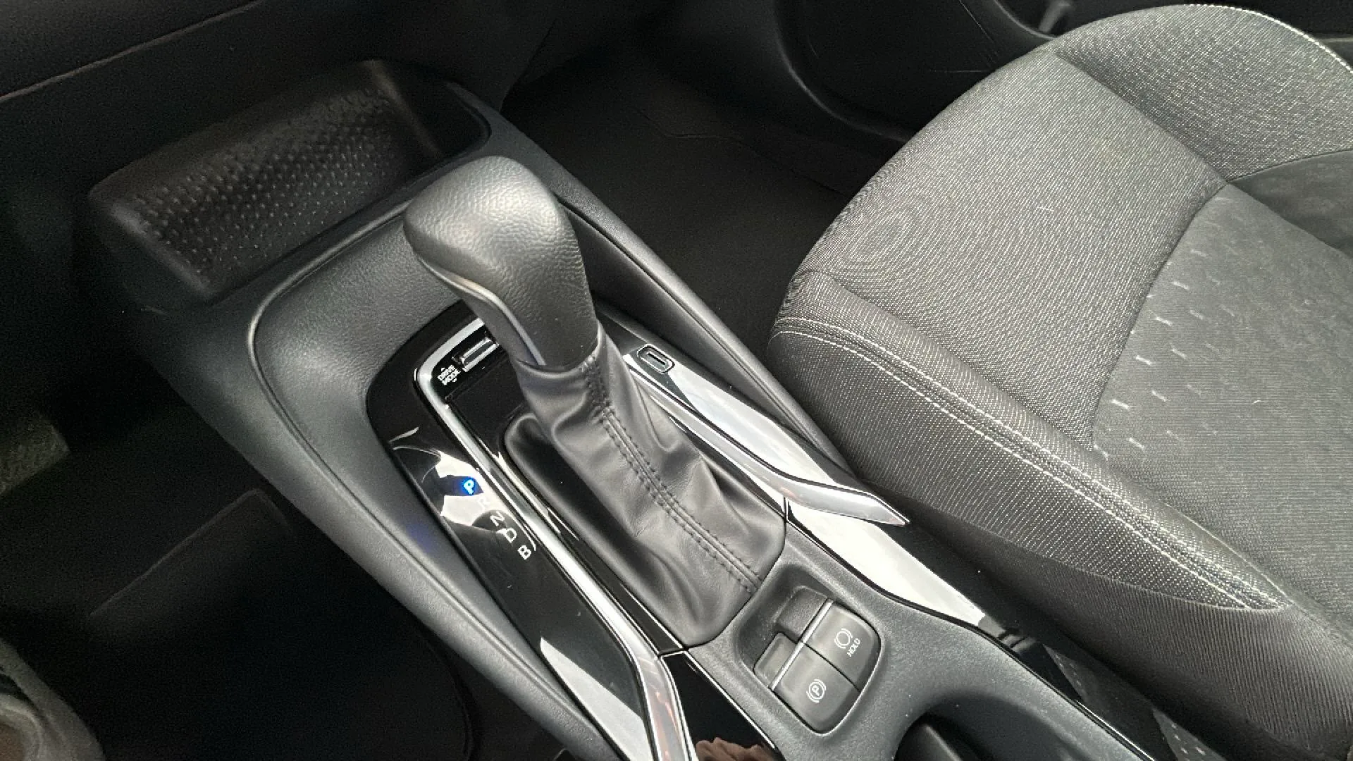 Toyota Corolla Cross Style 1.8l - foto 13