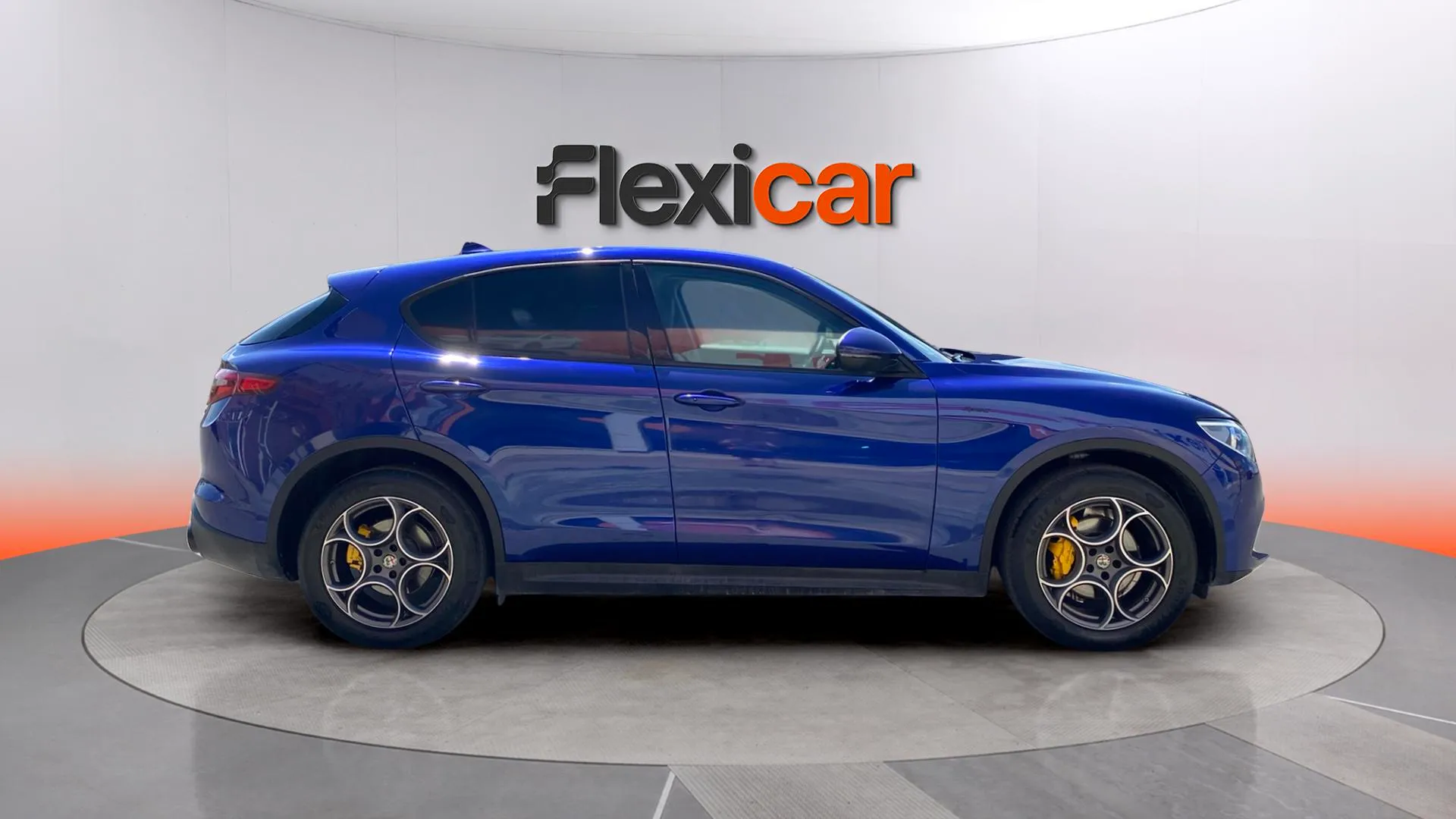 Alfa Romeo Stelvio 2.0 Gasolina Sprint+ Q4 - foto 4