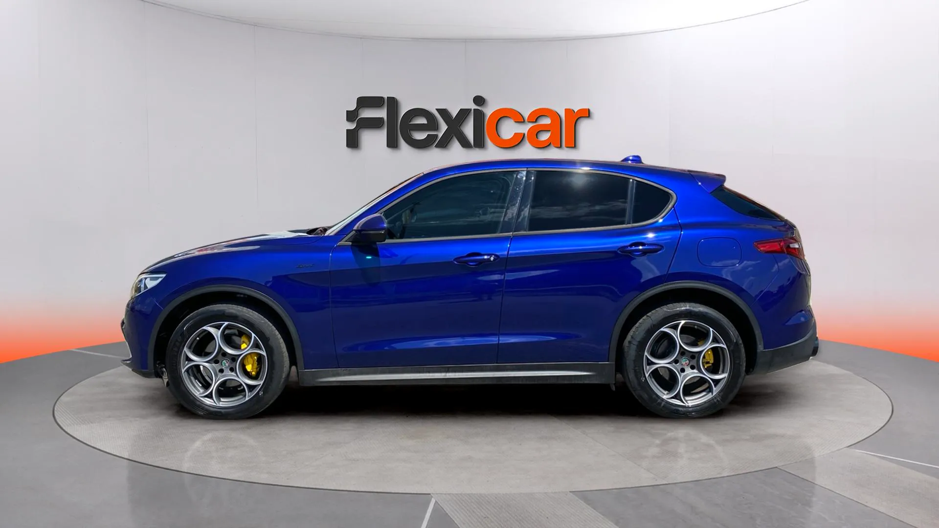 Alfa Romeo Stelvio 2.0 Gasolina Sprint+ Q4 - foto 5