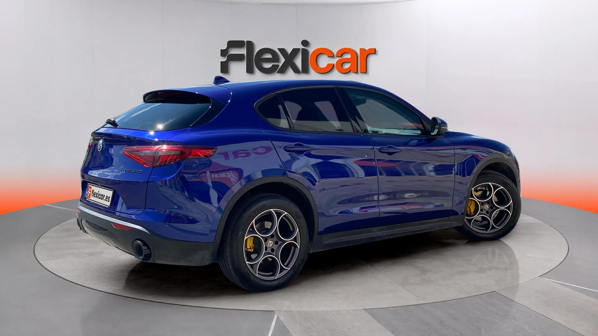 Alfa Romeo Stelvio 2.0 Gasolina Sprint+ Q4 - foto 8