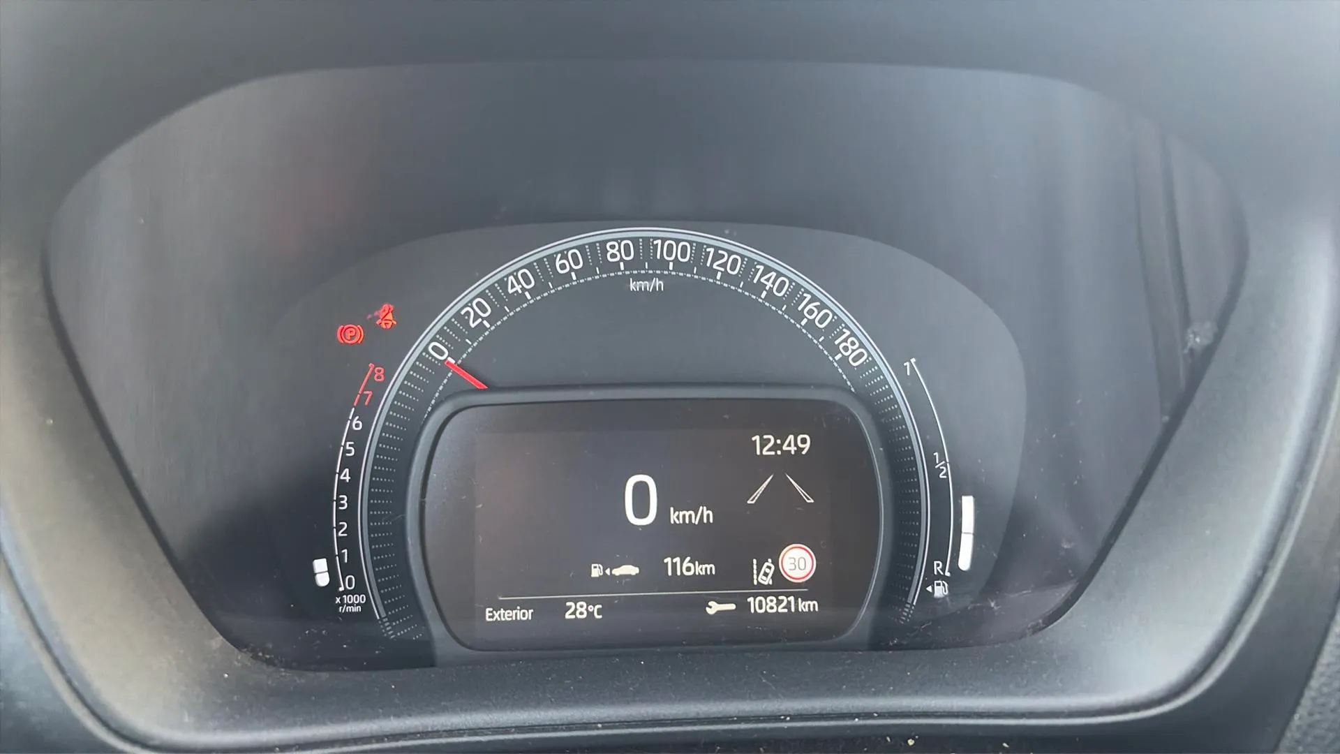 Toyota Aygo 1.0 70 x-play - foto 12