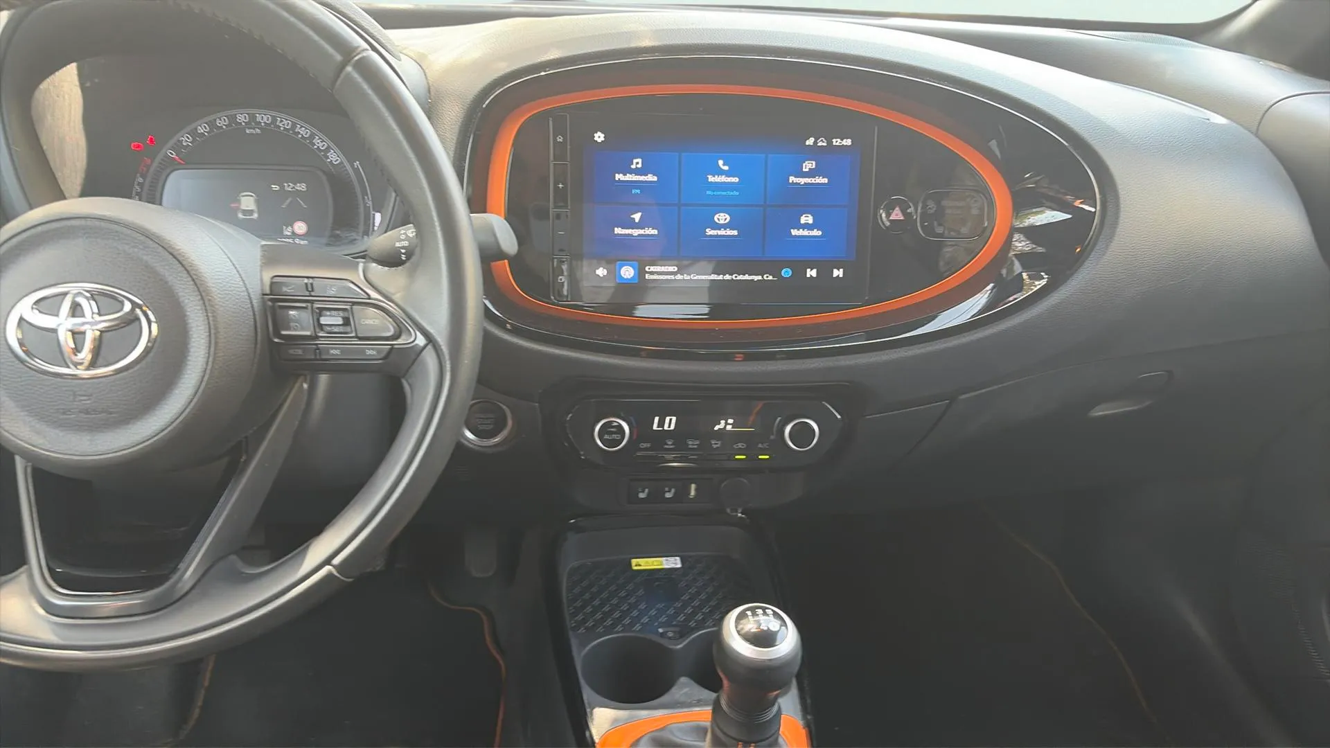 Toyota Aygo 1.0 70 x-play - foto 10