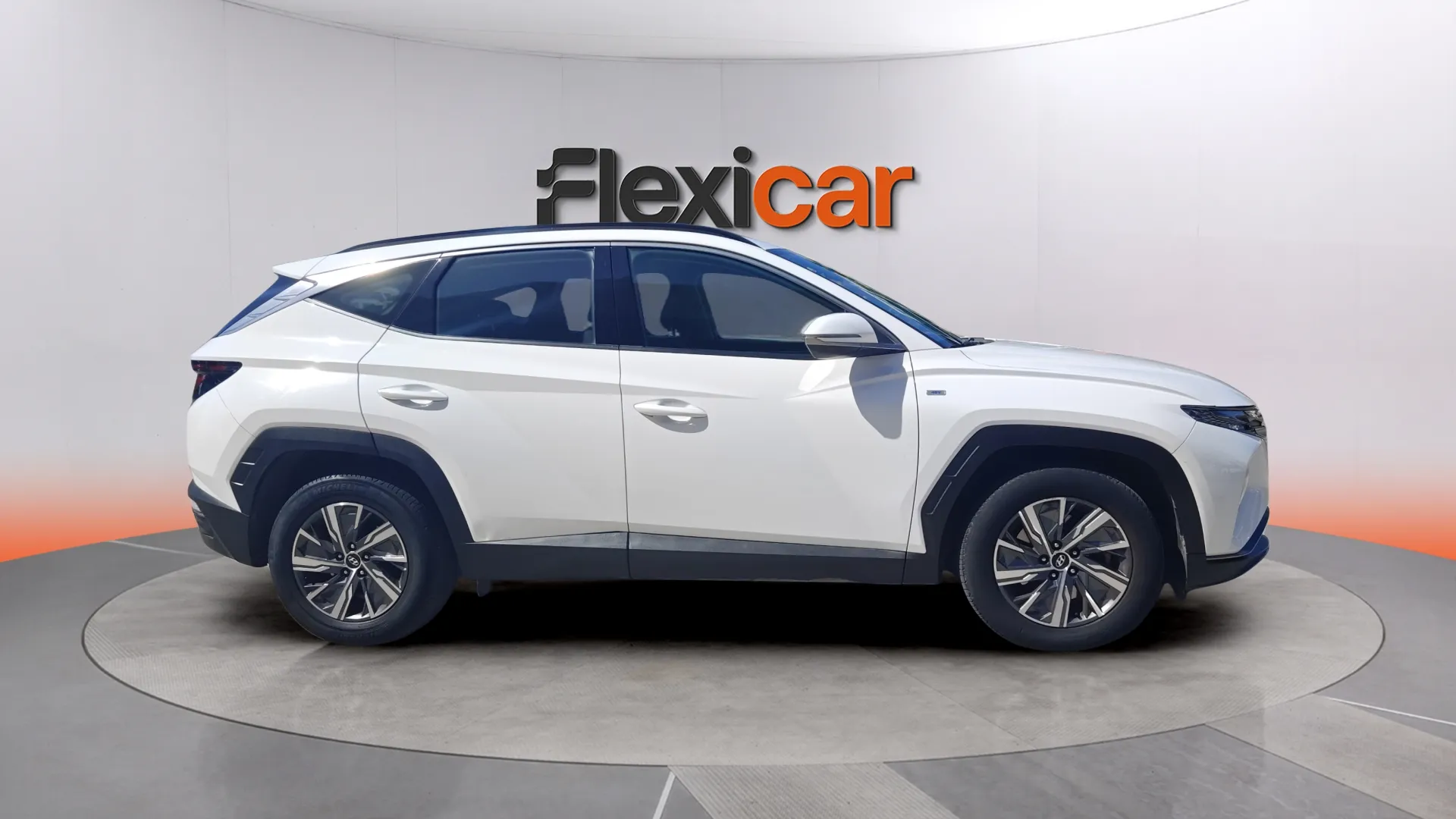 Hyundai Tucson 1.6 T-GDi 48V Maxx - foto 8