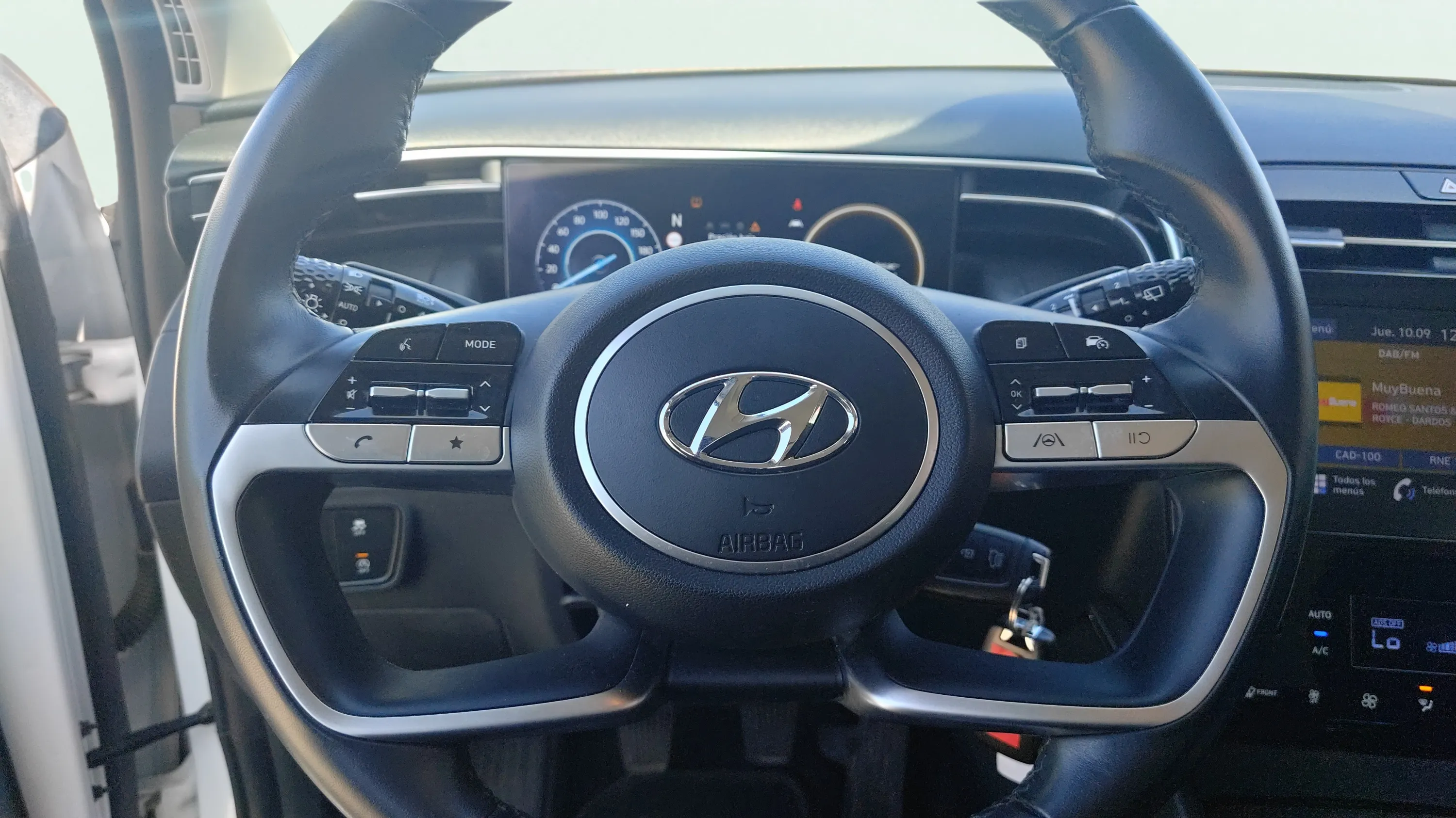 Hyundai Tucson 1.6 T-GDi 48V Maxx - foto 11