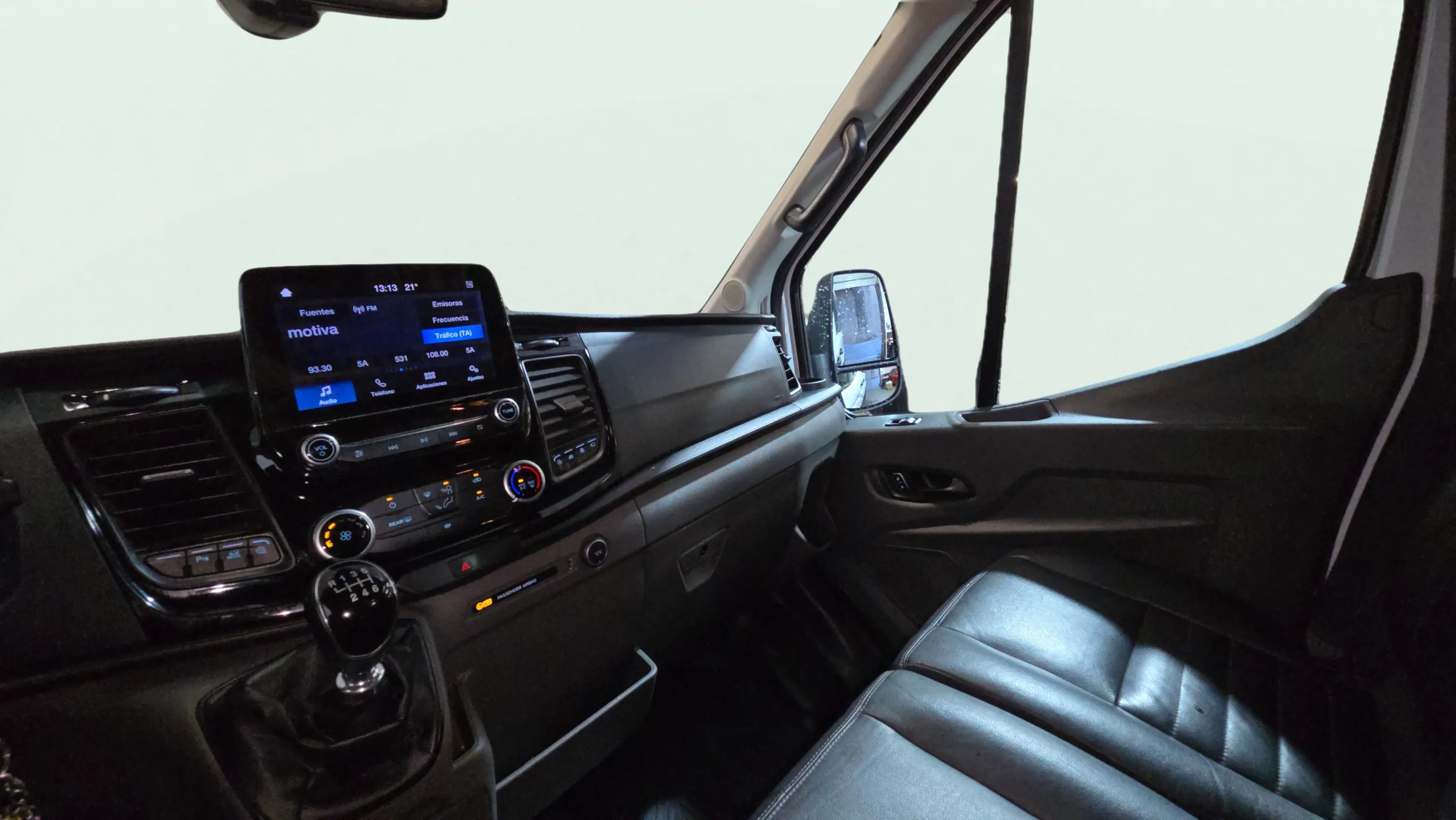 Ford Transit 310 L2H2 Mixta Trend MHEV - foto 12