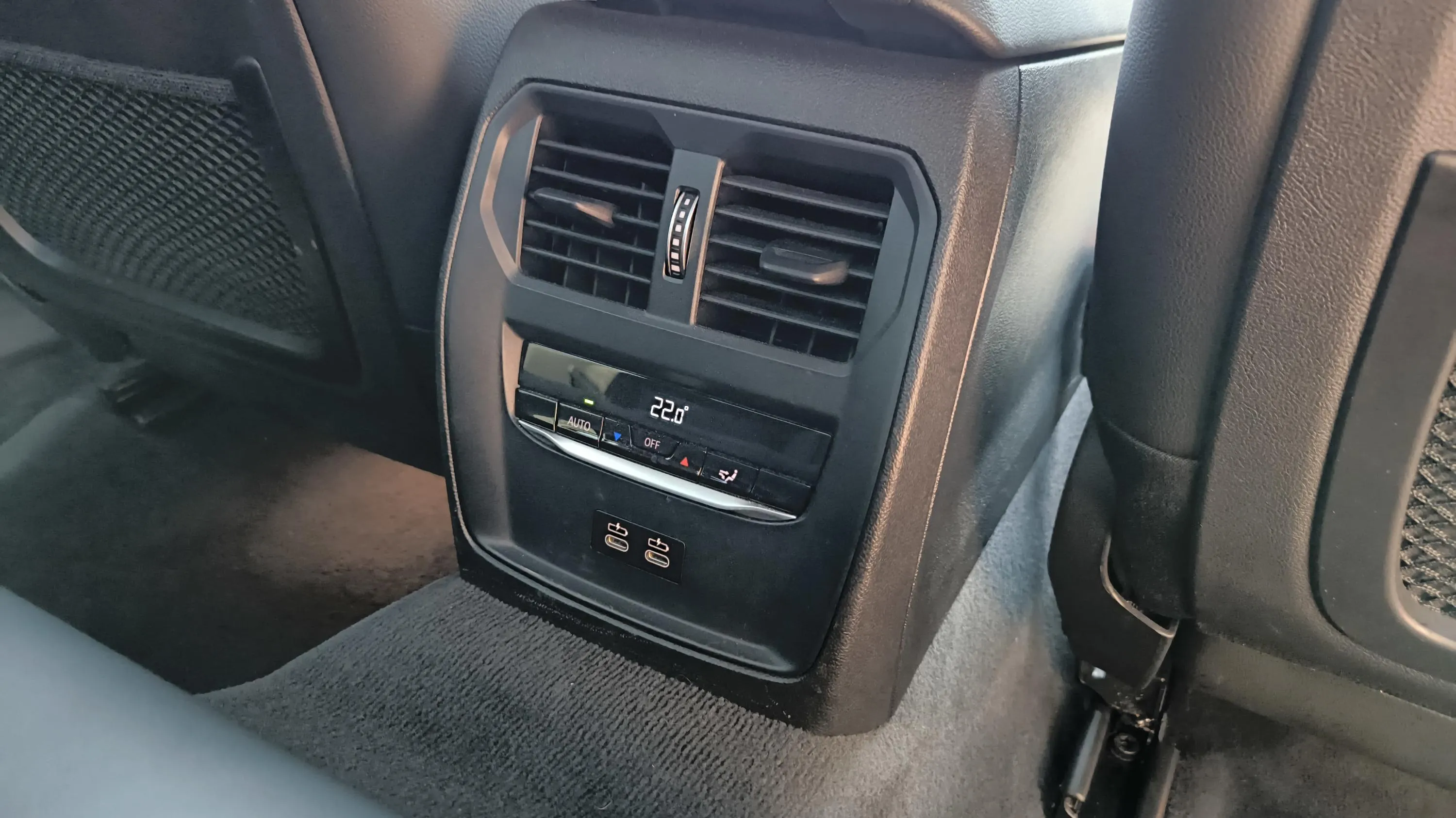 BMW Serie 3 318d - foto 22