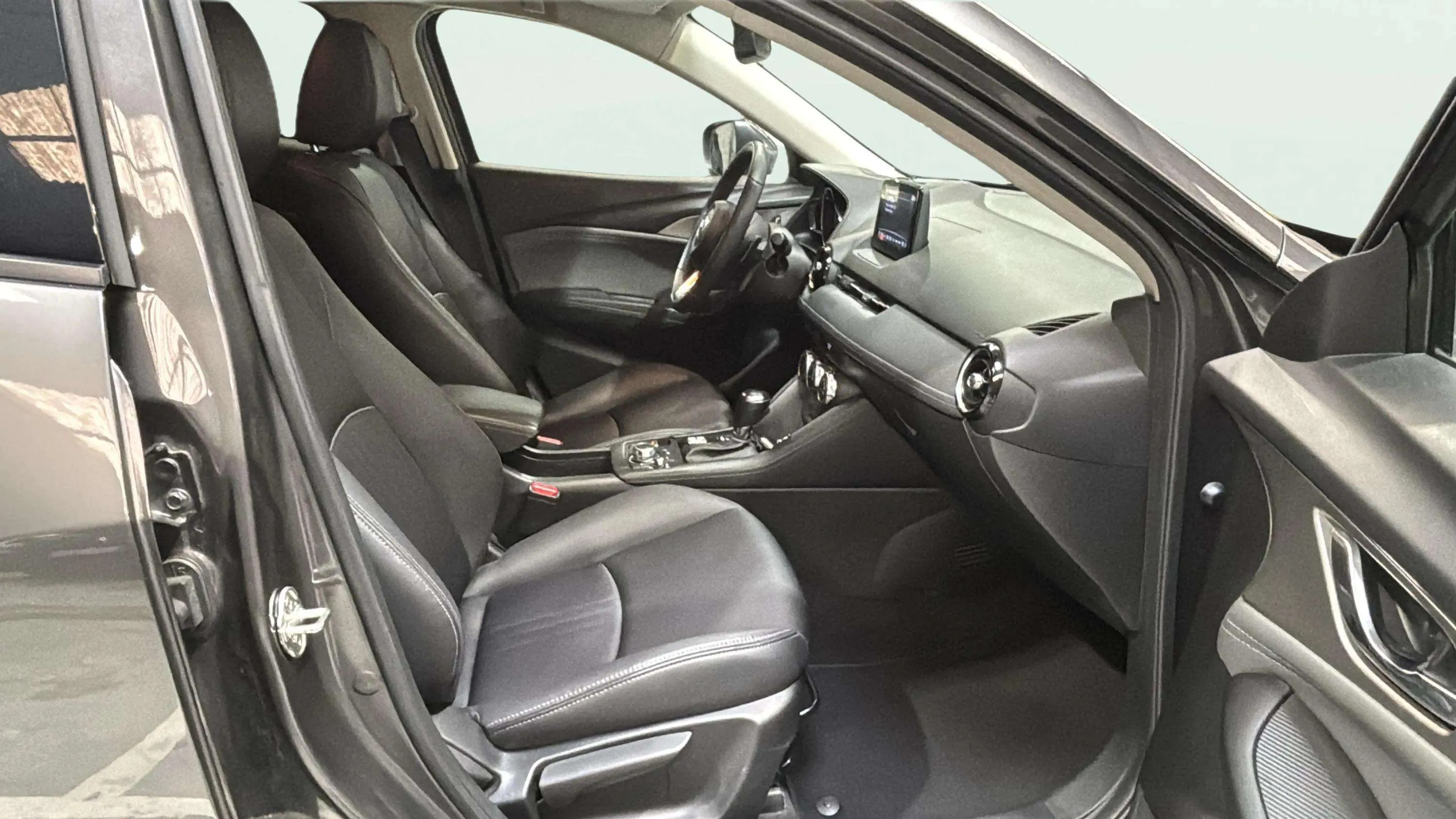 Mazda CX-3 2.0 G Evolution Design - foto 20