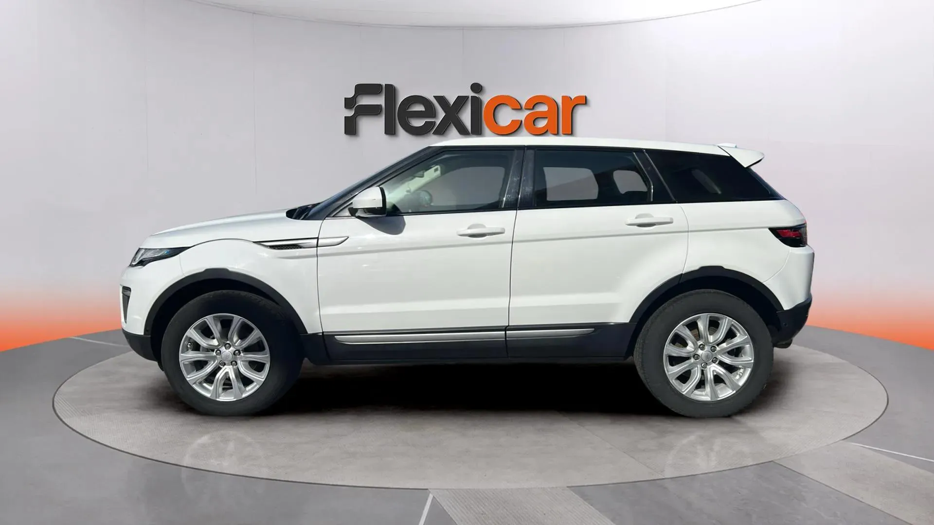 Land Rover Range Rover Evoque 2.0L eD4 Diesel 4x2 SE Dynamic - foto 5