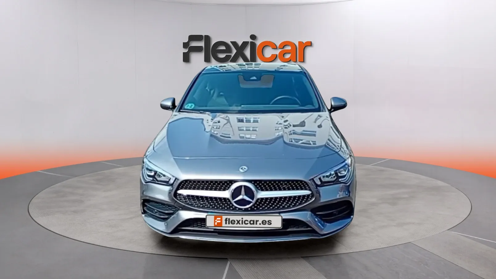 Mercedes-Benz CLA 180 - foto 2