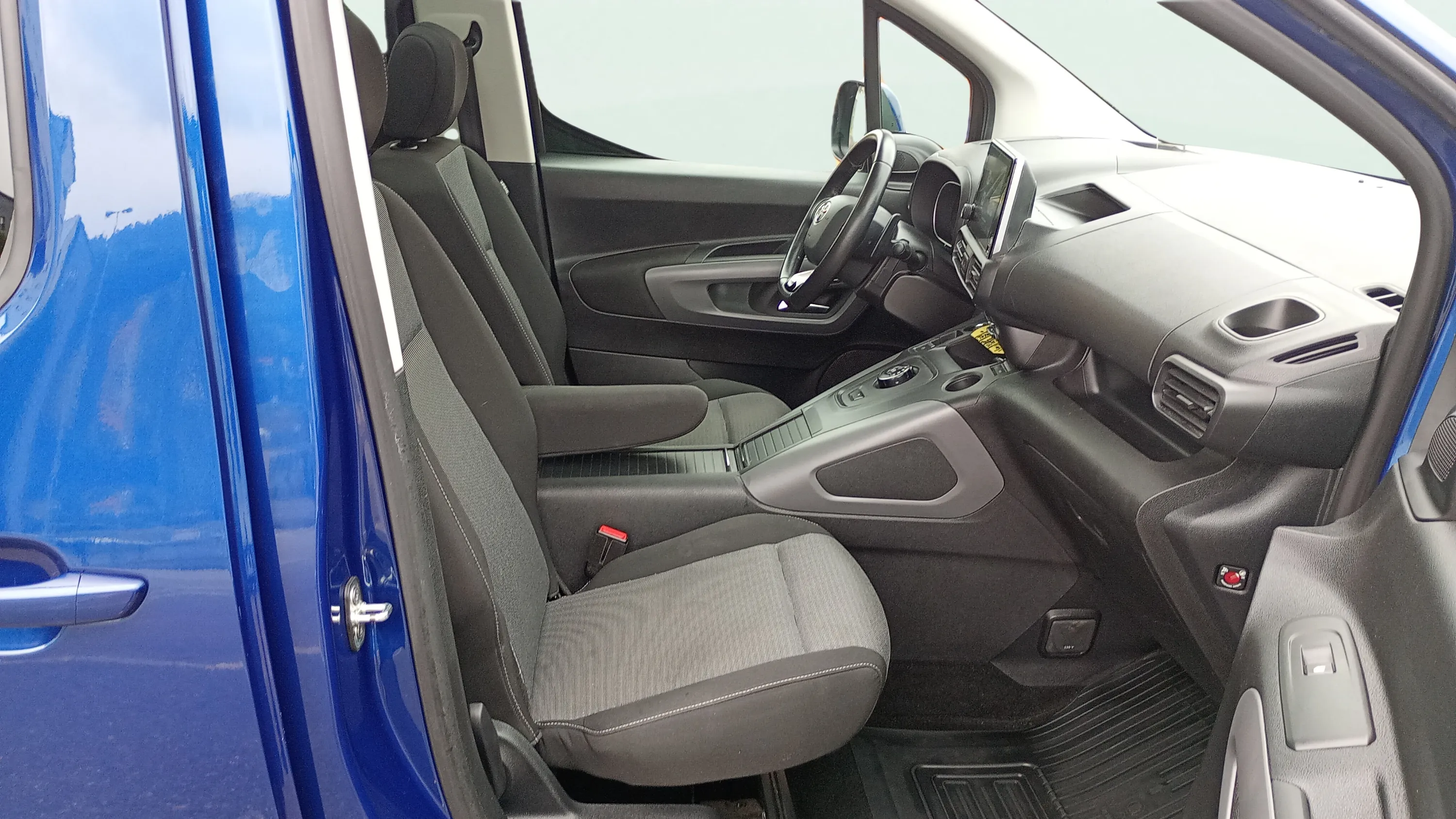 Toyota Proace City 1.5D Family Advance L1 - foto 14
