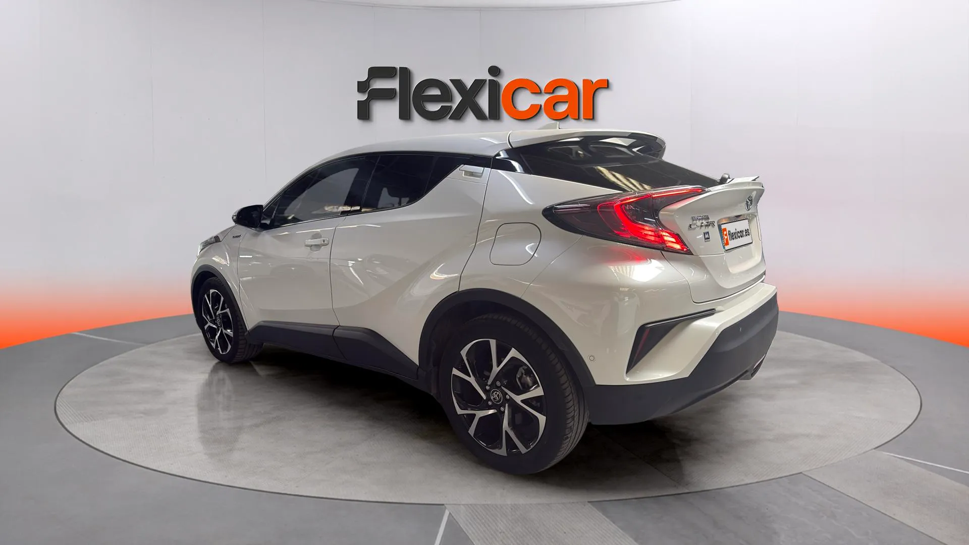 Toyota C-HR 1.8 125H Advance - foto 6