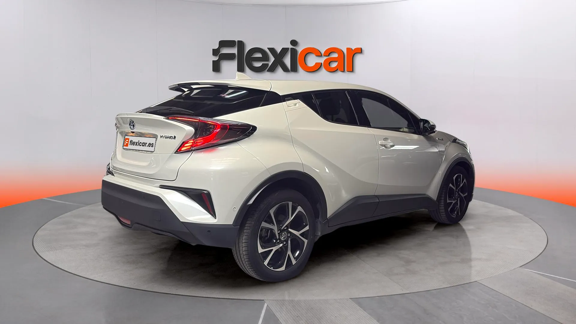 Toyota C-HR 1.8 125H Advance - foto 8